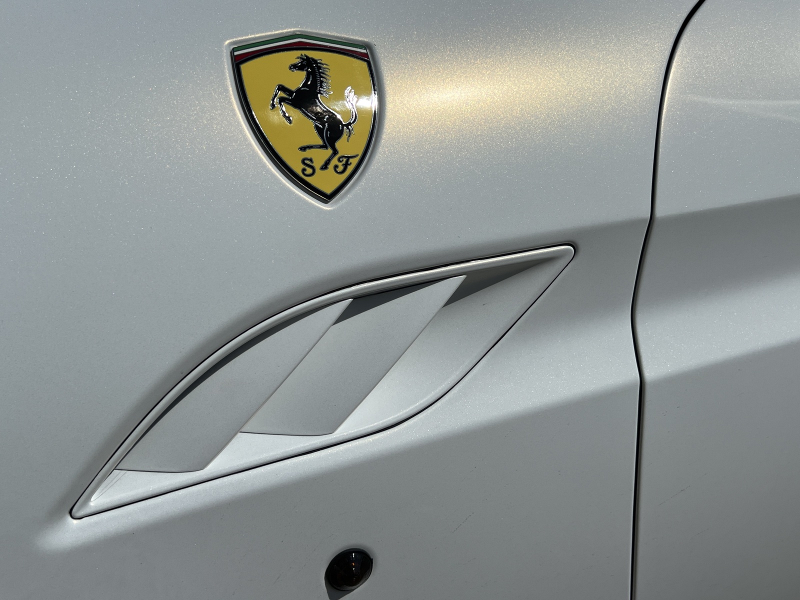 FERRARI California 4.3 V8 Trenta-image-14