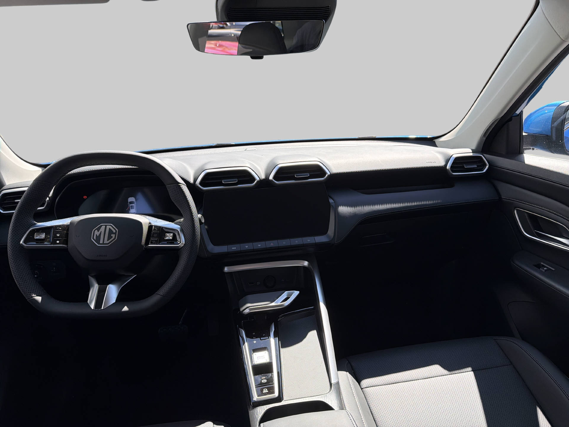 MG ZS 1.5 Hybrid+ Luxury-image-4