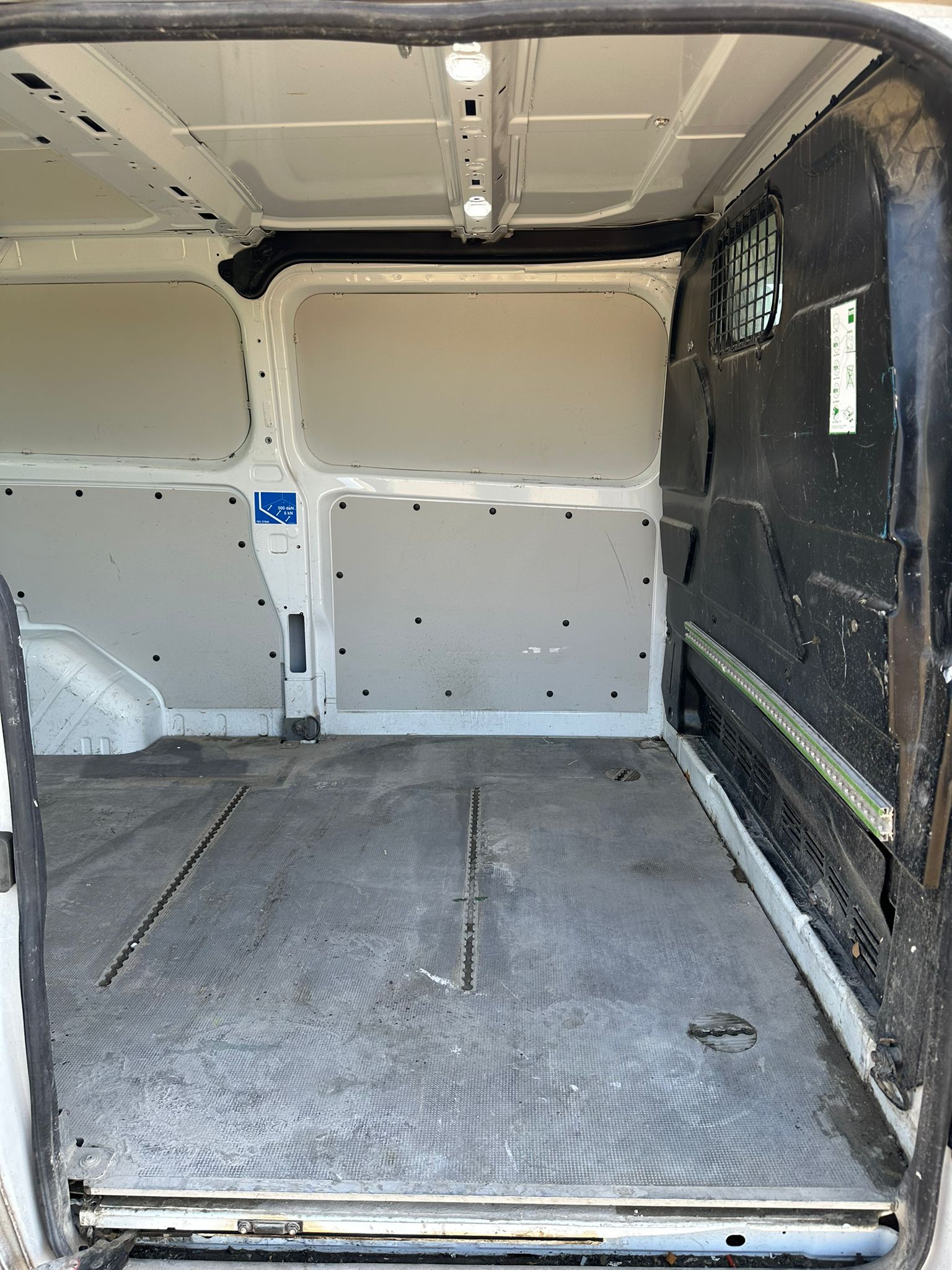 FORD Transit Custom Van 340 L2H1 Trail-image-11