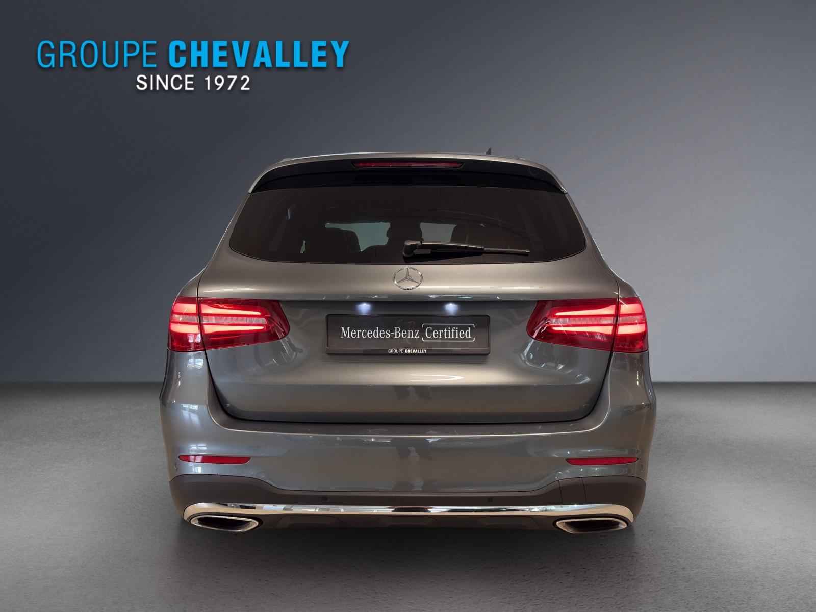 MERCEDES-BENZ GLC 250 AMG Line 4Matic-image-4