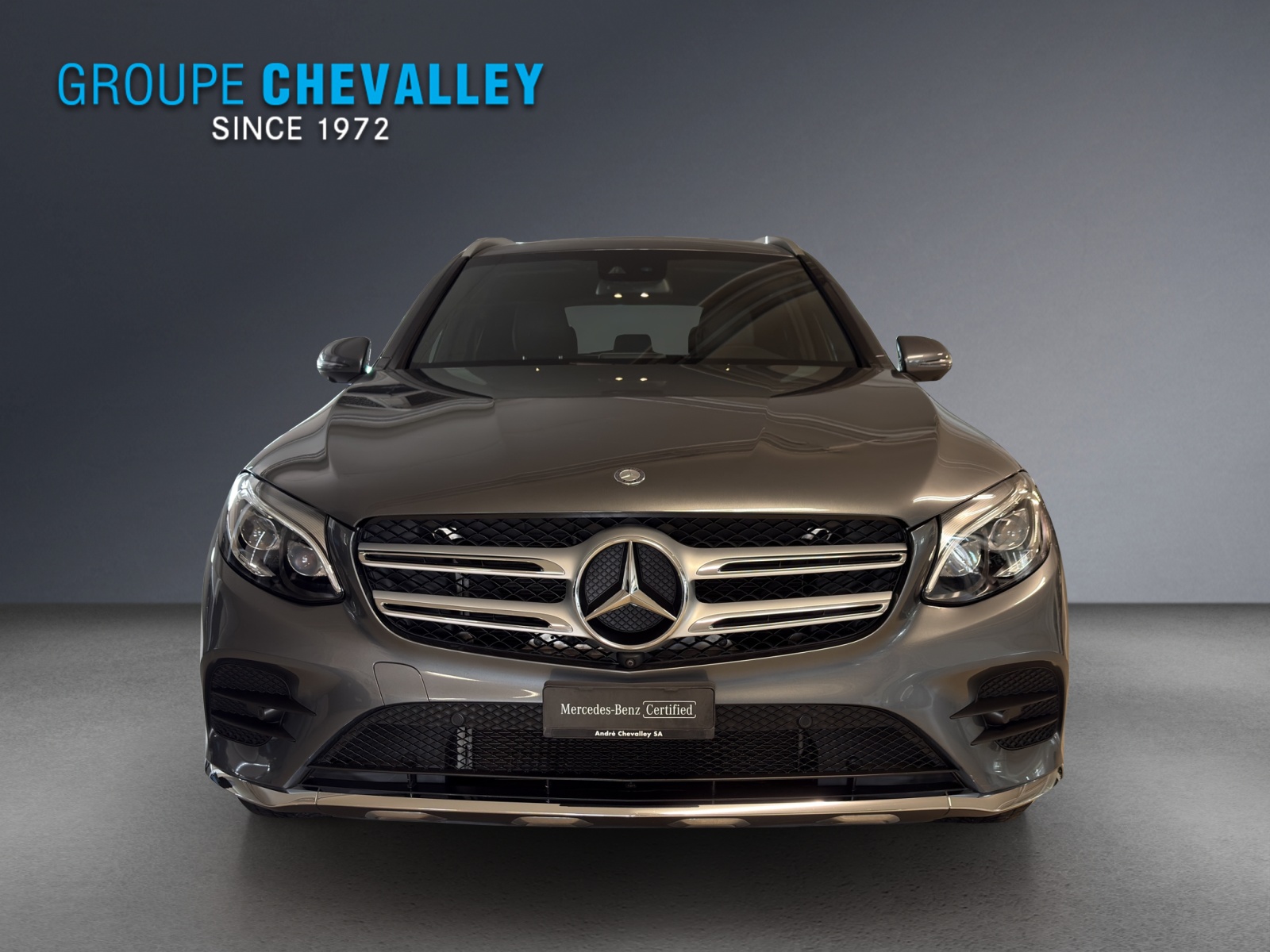 MERCEDES-BENZ GLC 250 AMG Line 4Matic-showroom-element-1