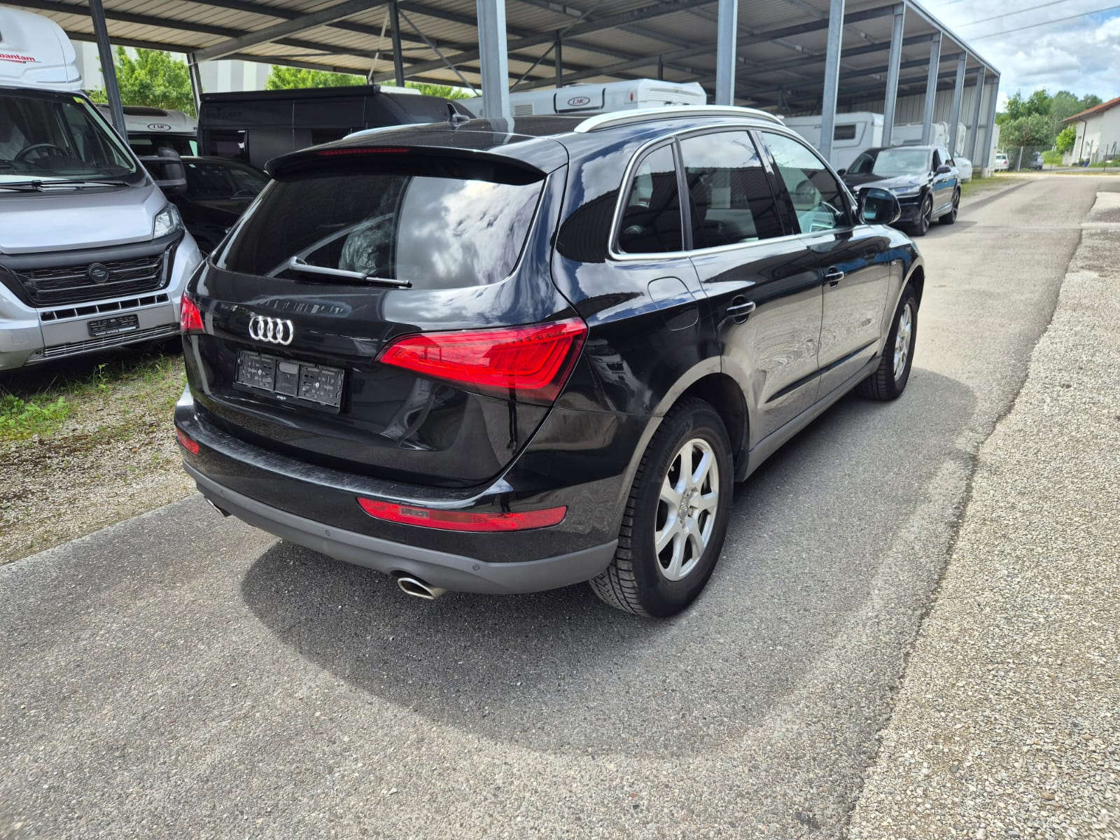 AUDI Q5 3.0 TDI quattro S-tronic-image-9