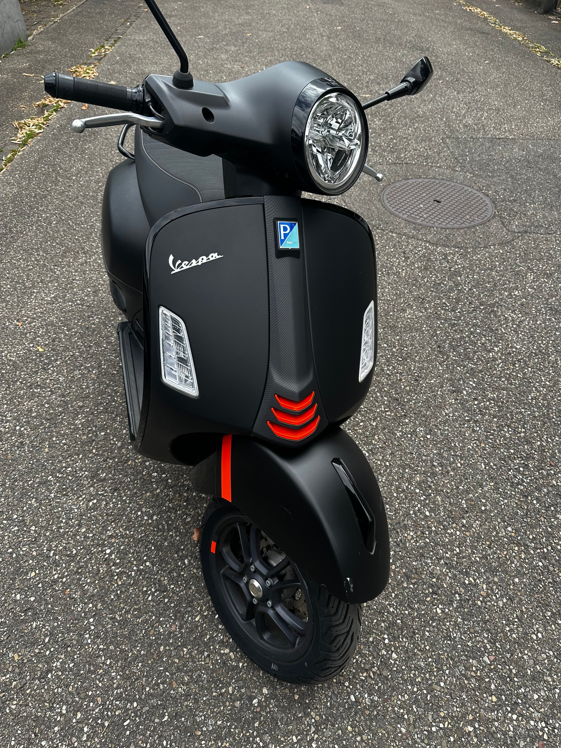 PIAGGIO Vespa GTS 300 Super ABS-image-0