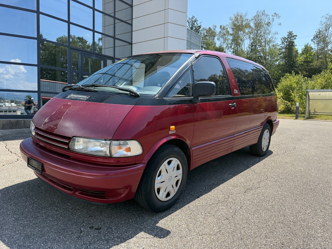 TOYOTA Previa XE Pacific 4x2-image-2