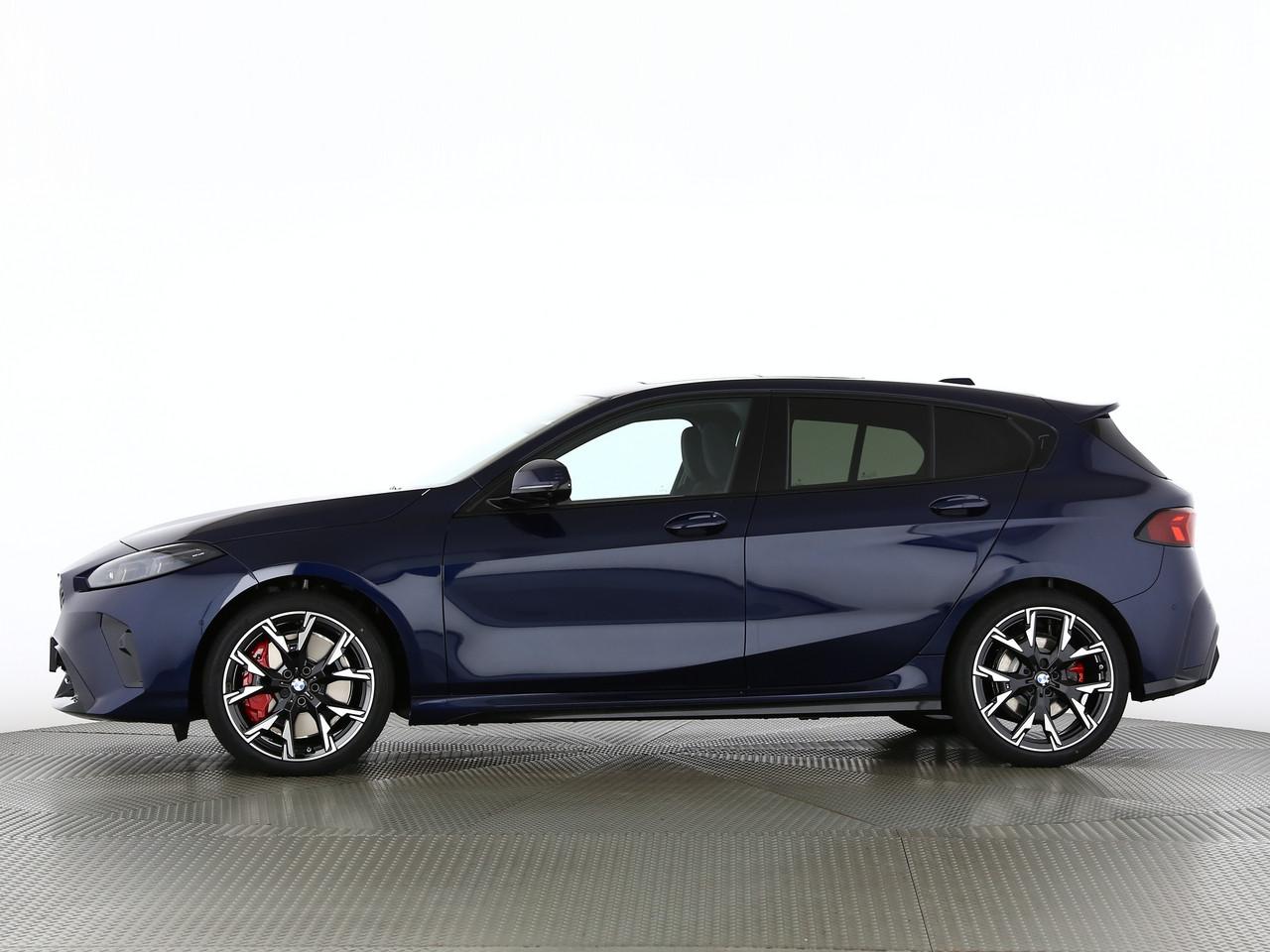 BMW 123 xDrive-showroom-element-1