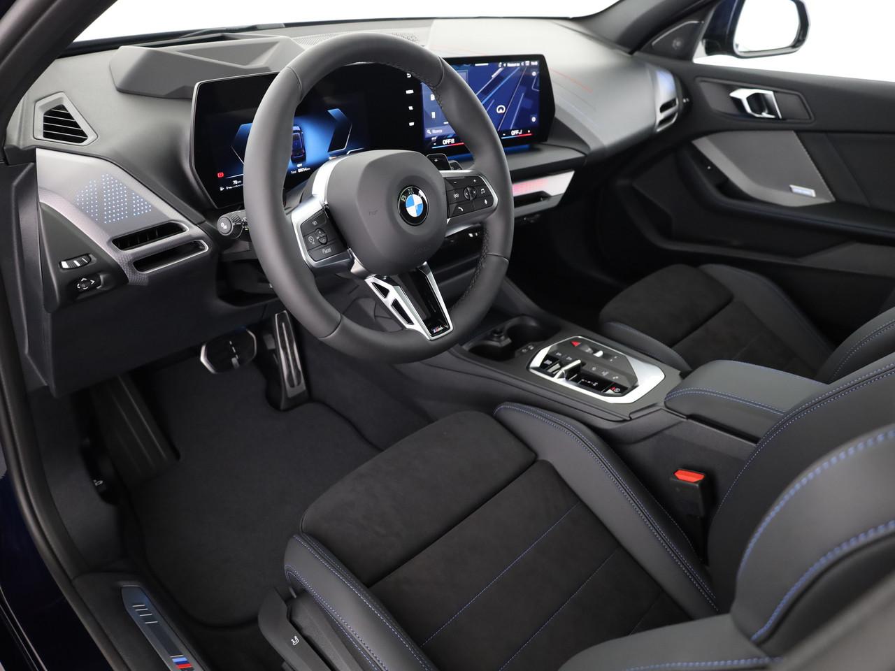 BMW 123 xDrive-showroom-element-3