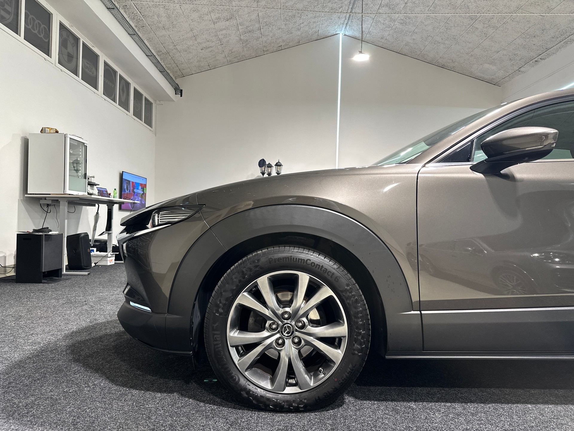 MAZDA CX-30 SKYACTIV-X M Hybrid 180 Revolution AWD-showroom-element-3