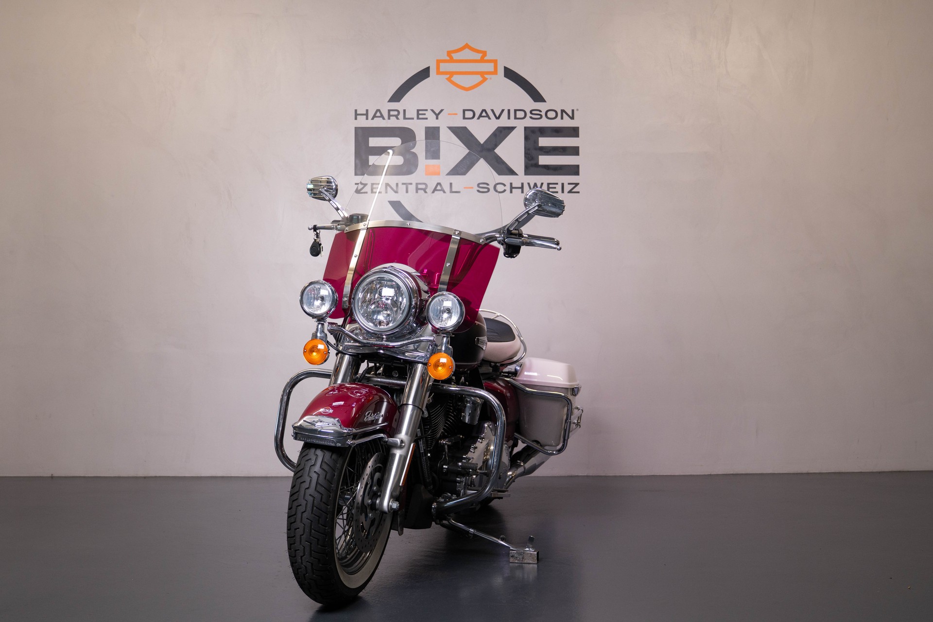 HARLEY-DAVIDSON FLHFB Electra Glide Highway Kingl 114-showroom-element-1