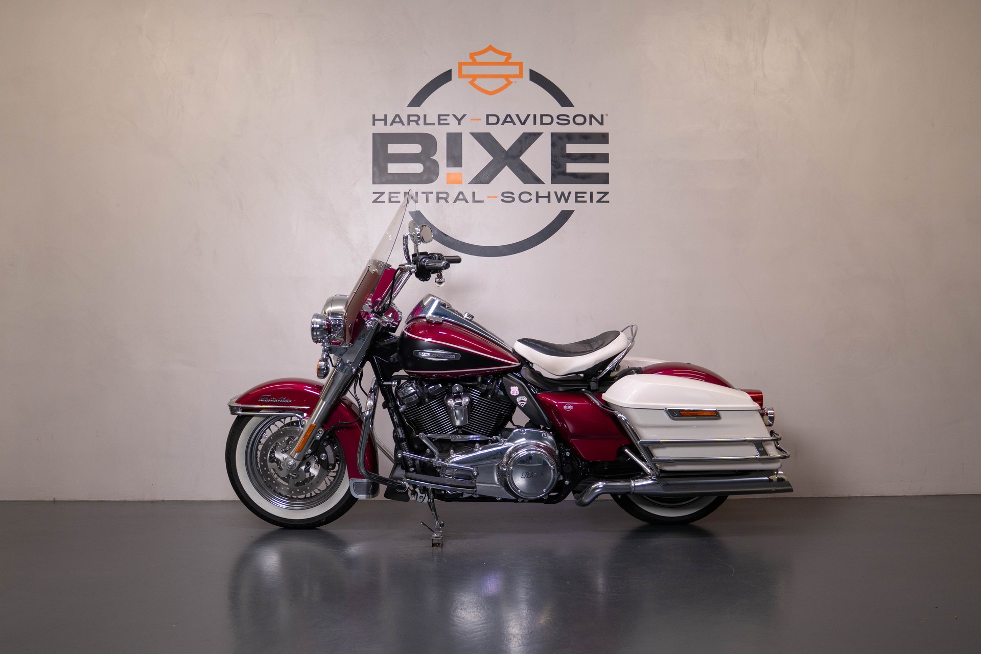 HARLEY-DAVIDSON FLHFB Electra Glide Highway Kingl 114-showroom-element-2