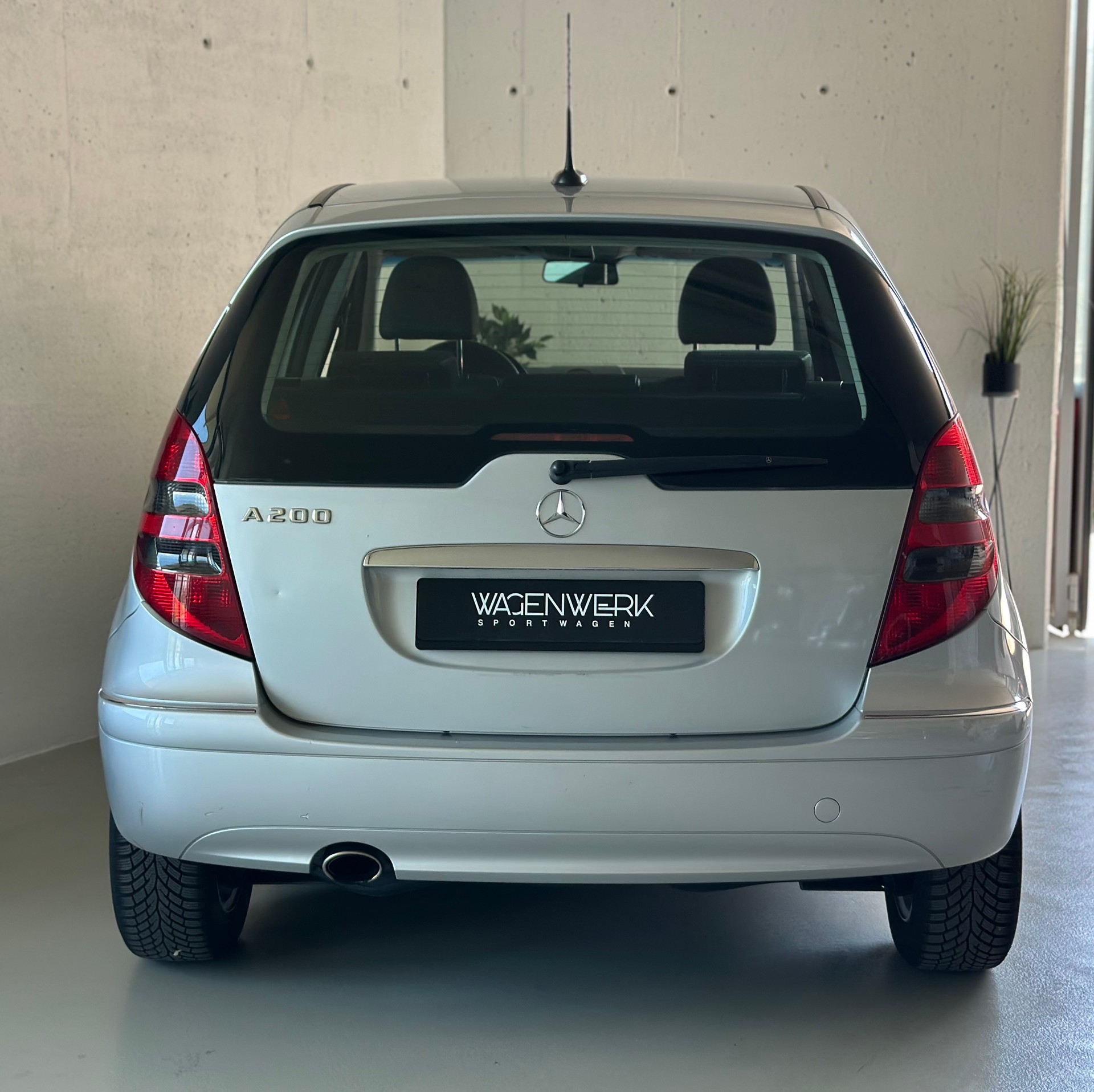 MERCEDES-BENZ A 200 Classic-image-6