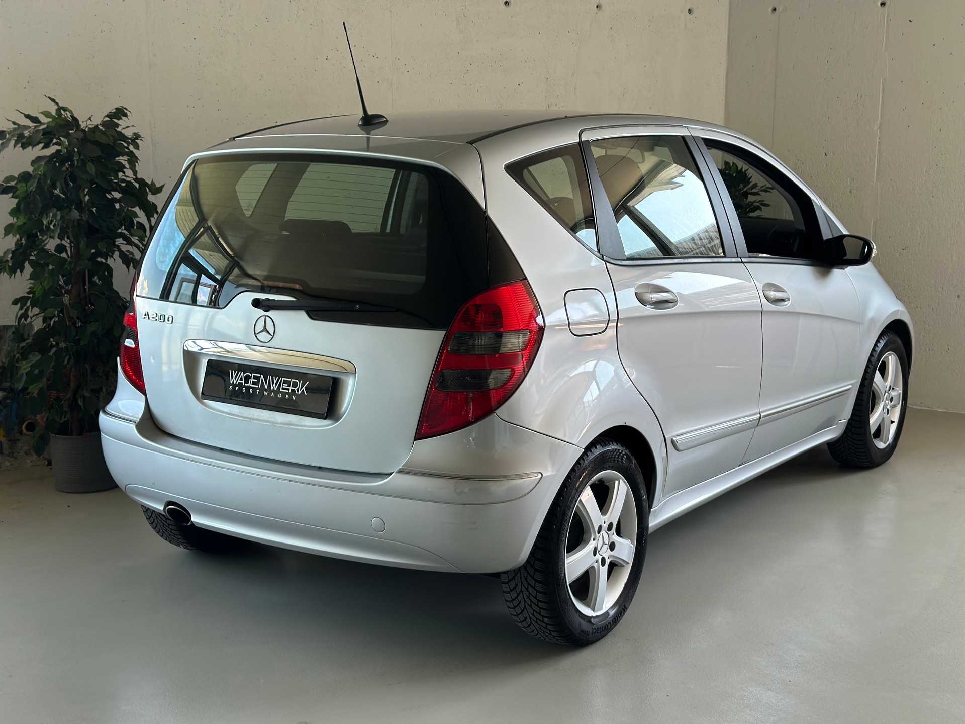 MERCEDES-BENZ A 200 Classic-image-4