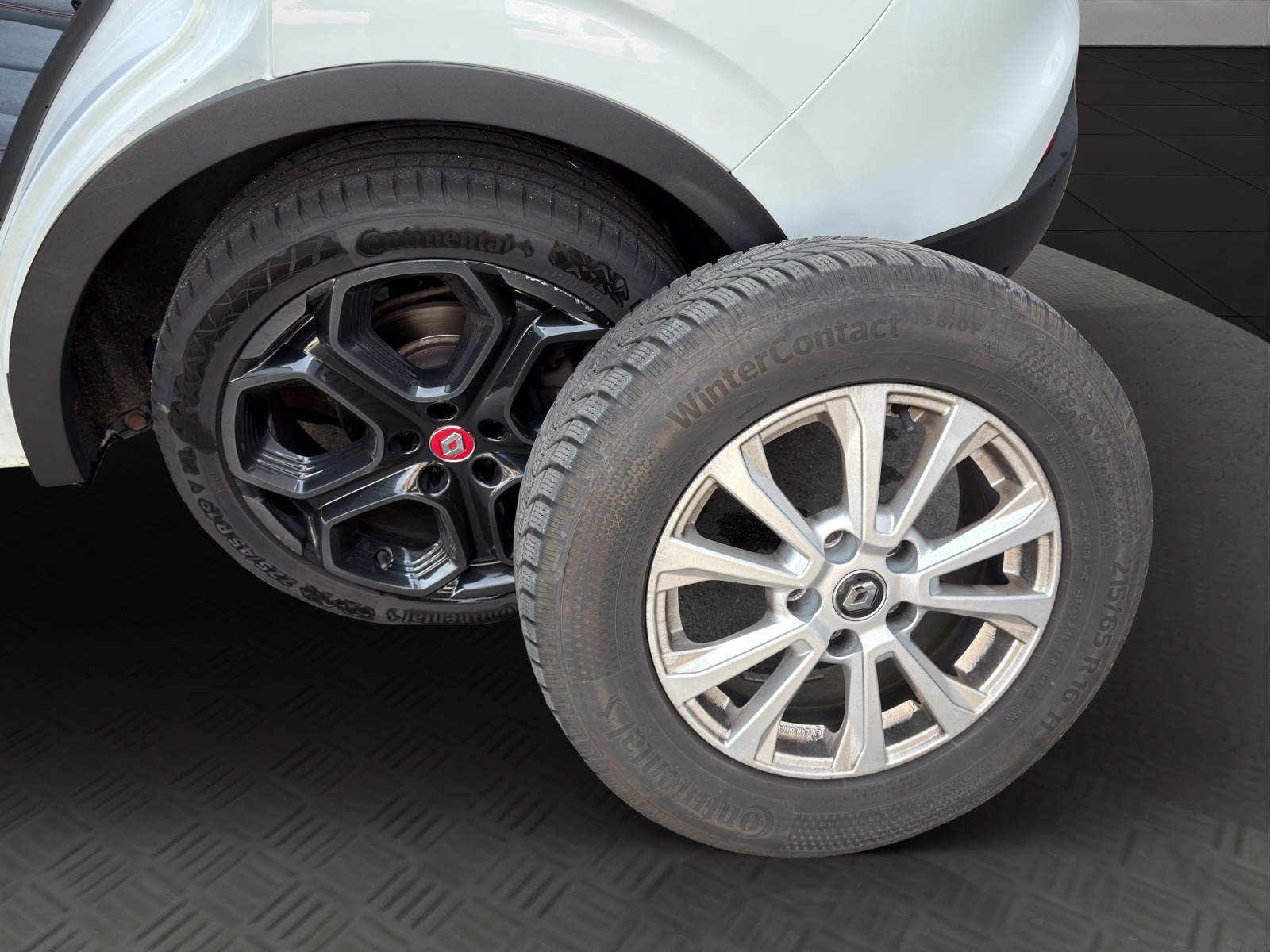 RENAULT Kadjar 1.2 16V Turbo Swiss Edition EDC-image-14