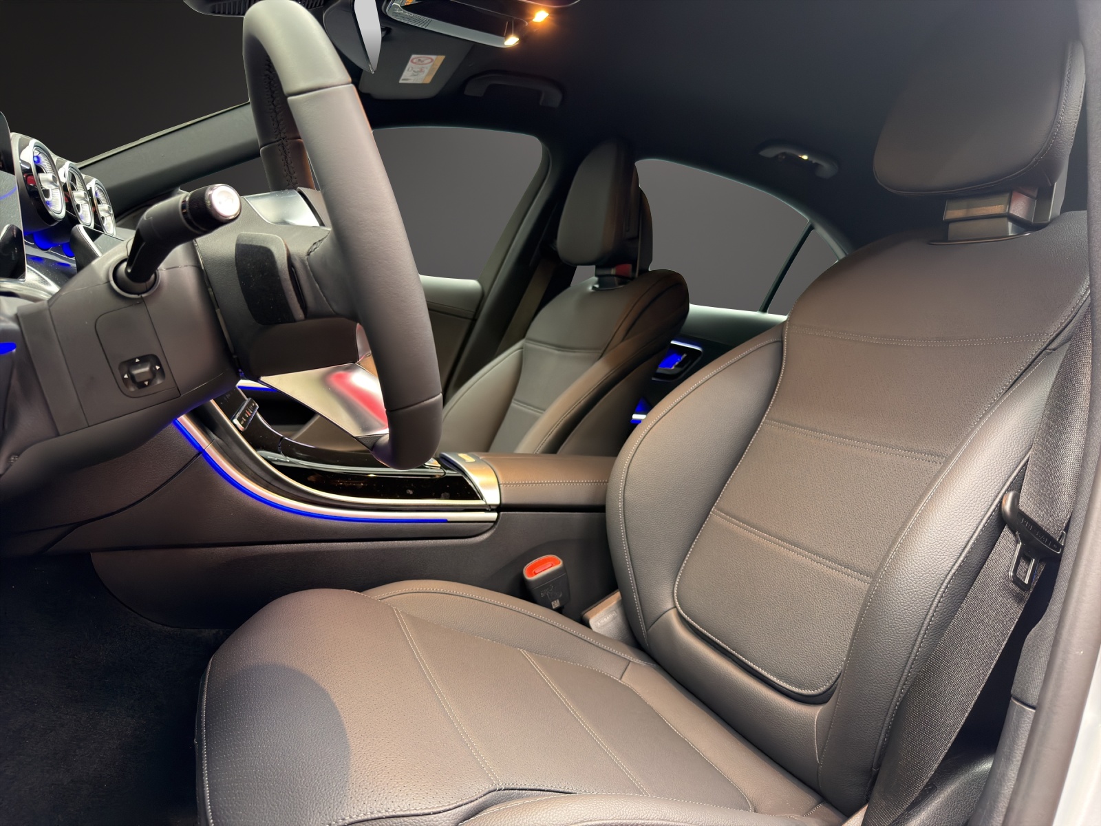 MERCEDES-BENZ C 220 d 4MATIC Limousine Swiss Star-image-8
