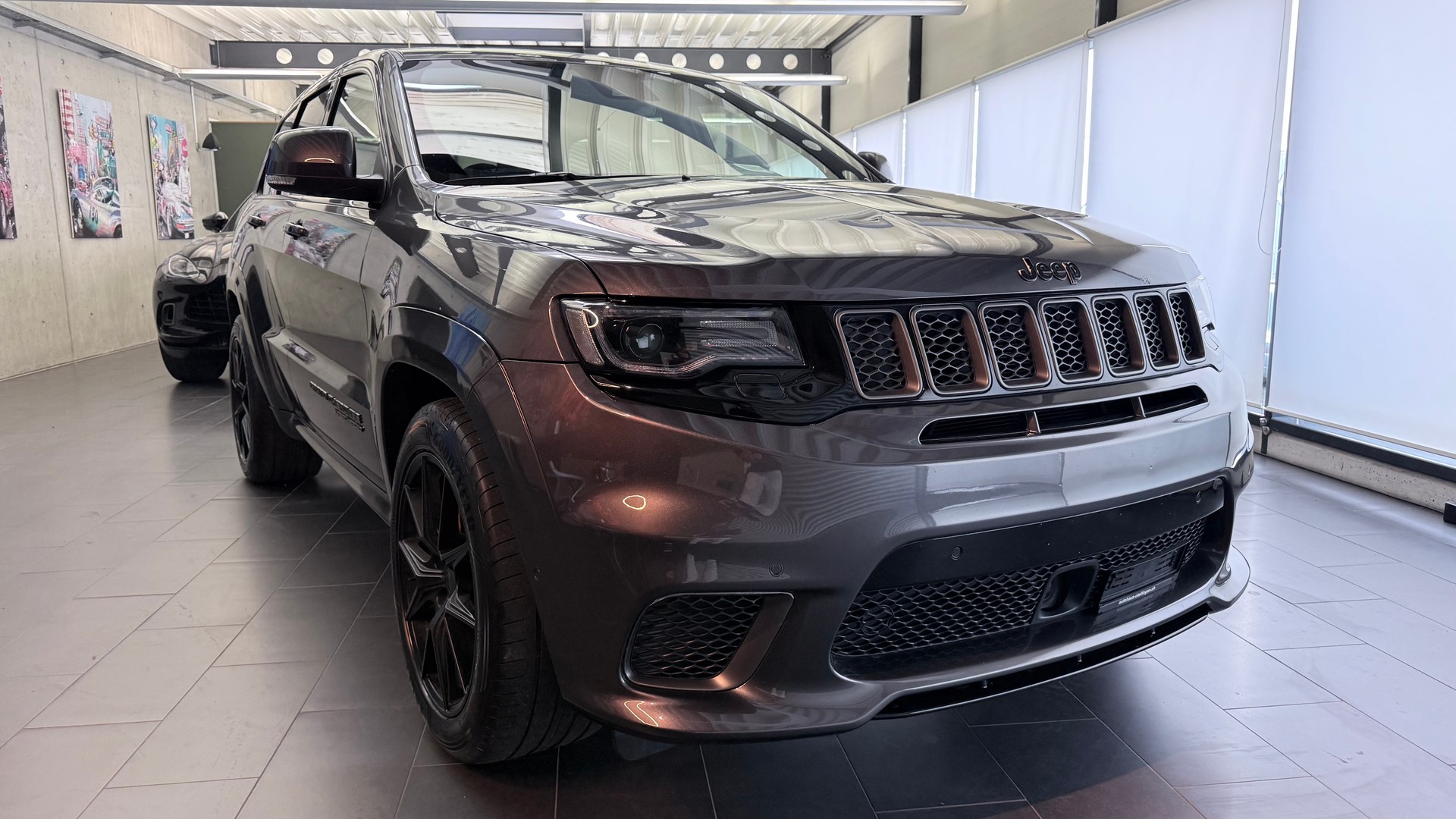 JEEP Grand Cherokee 6.2 V8 HEMI Trackhawk-showroom-element-2