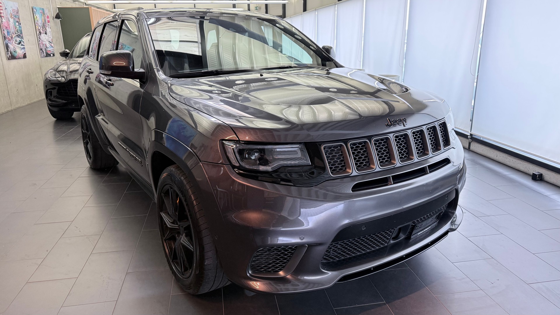 JEEP Grand Cherokee 6.2 V8 HEMI Trackhawk-showroom-element-1