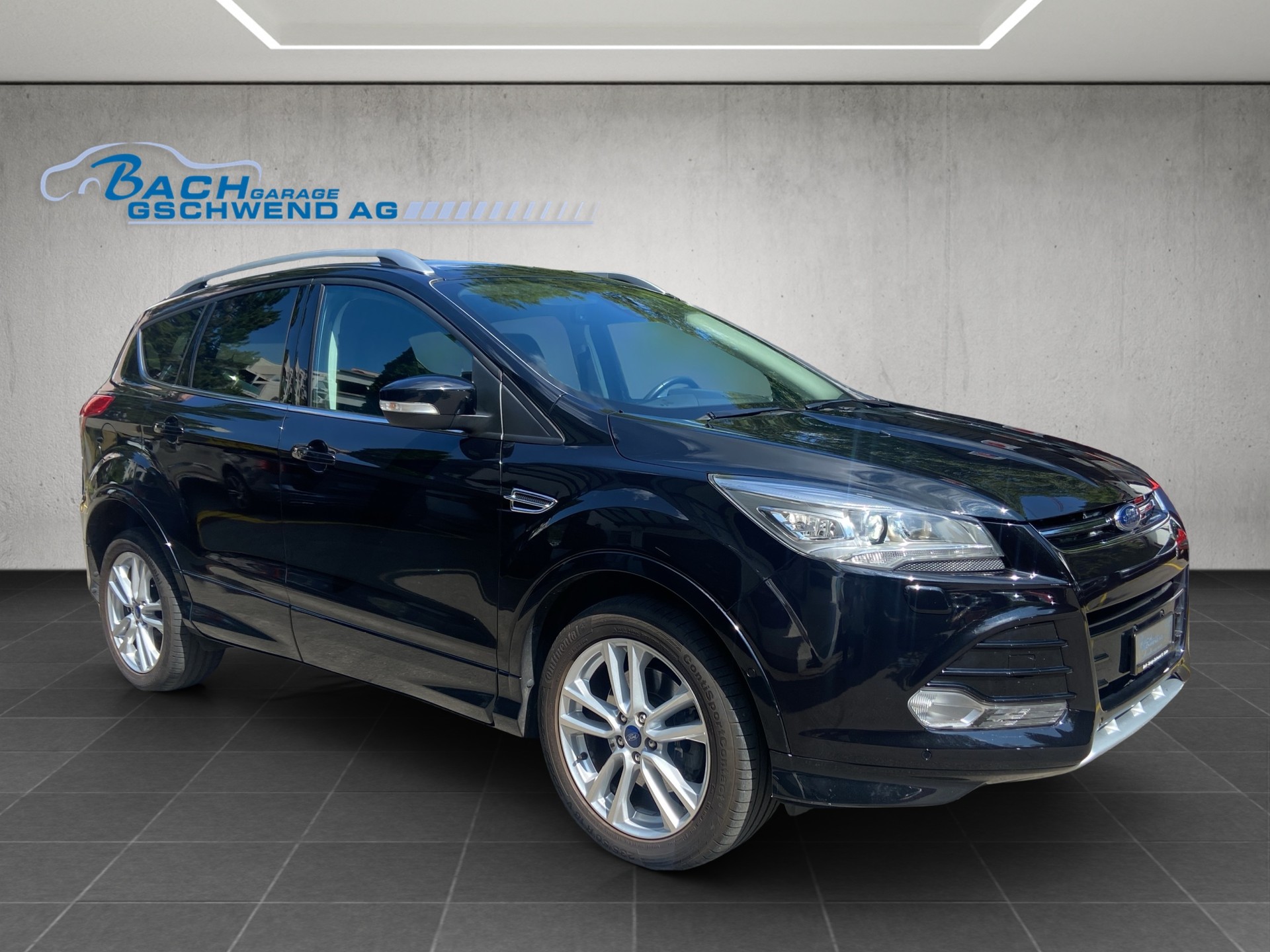 FORD Kuga 2.0 TDCi Titanium 4WD PowerShift-showroom-element-1