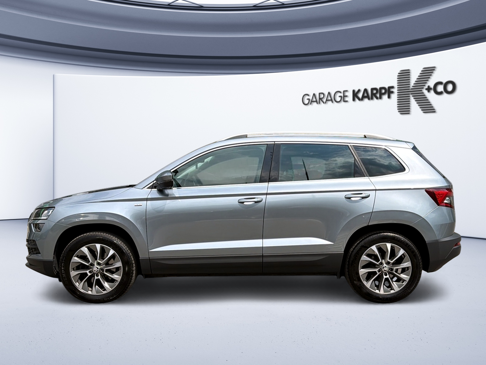 SKODA Karoq 2.0 TDI CR Clever 4x4 DSG-image-1