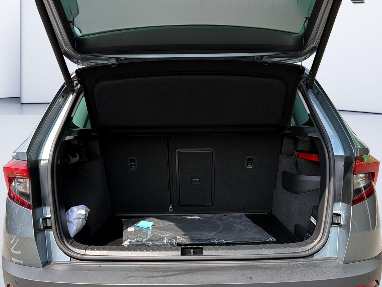 SKODA Karoq 2.0 TDI CR Clever 4x4 DSG-image-8