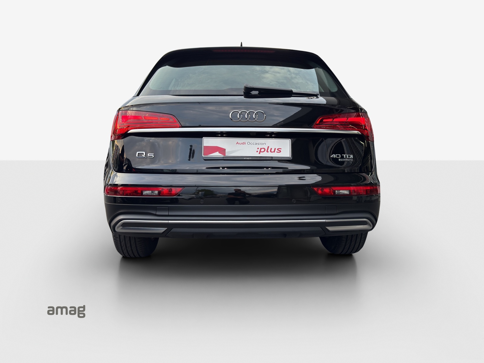 AUDI Q5 40 TDI quattro S-tronic-showroom-element-3