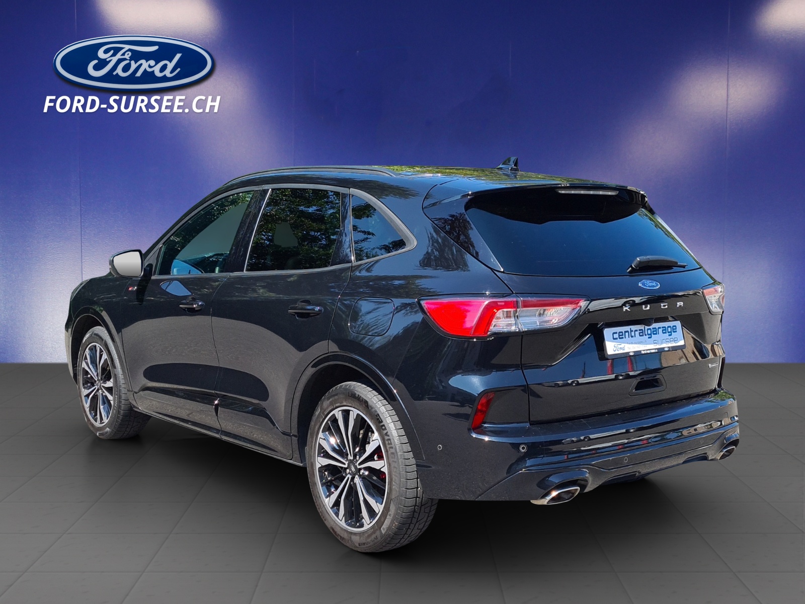 FORD Kuga 2.5i FHEV FULL-HYBRID 183 PS ST-Line X 4x4 AUTOMAT-showroom-element-2