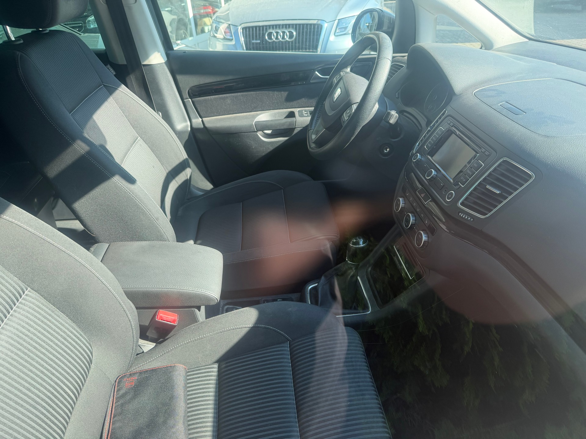 SEAT Alhambra 2.0 TDI 7 Plätze Reference 4x4-image-2