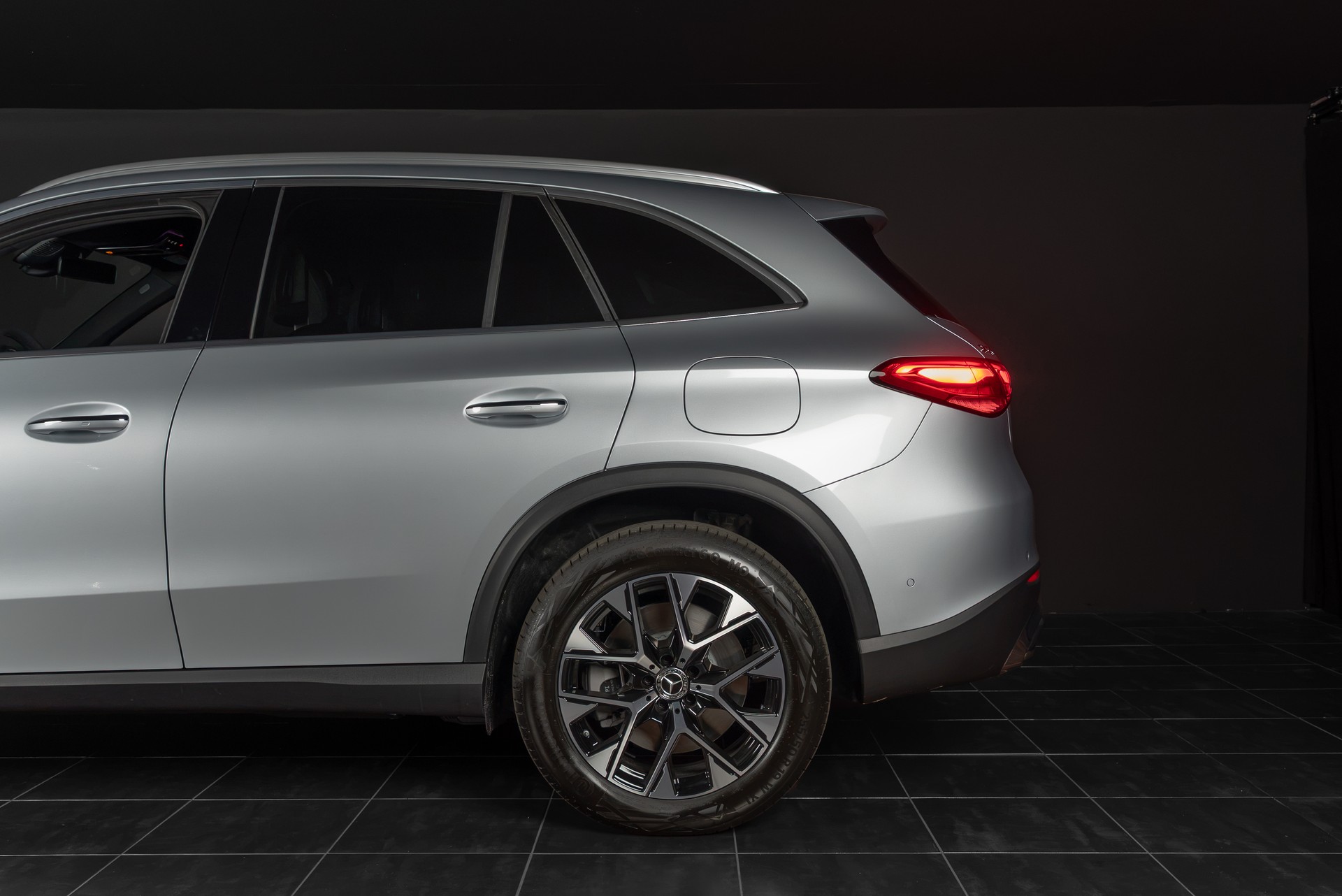 MERCEDES-BENZ GLC 400 e 4Matic 9G-Tronic-image-5