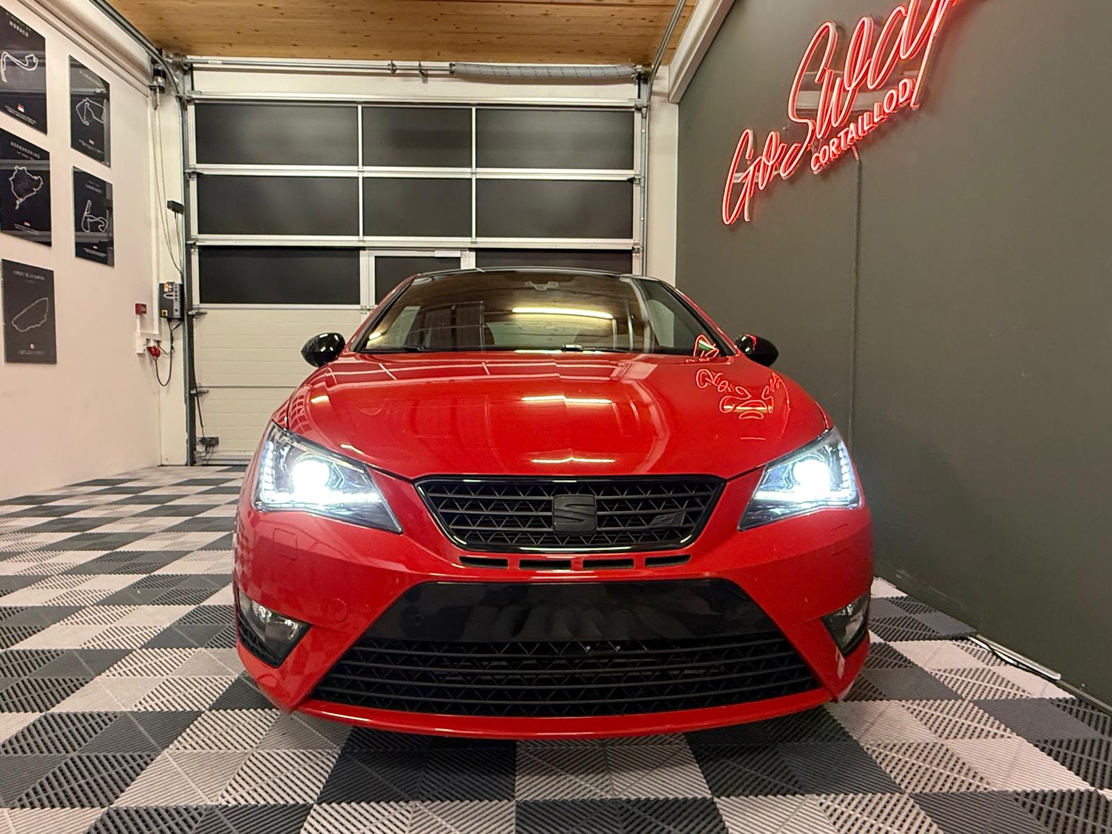 SEAT Ibiza SC 1.8 TSI Cupra *carplay*-image-9