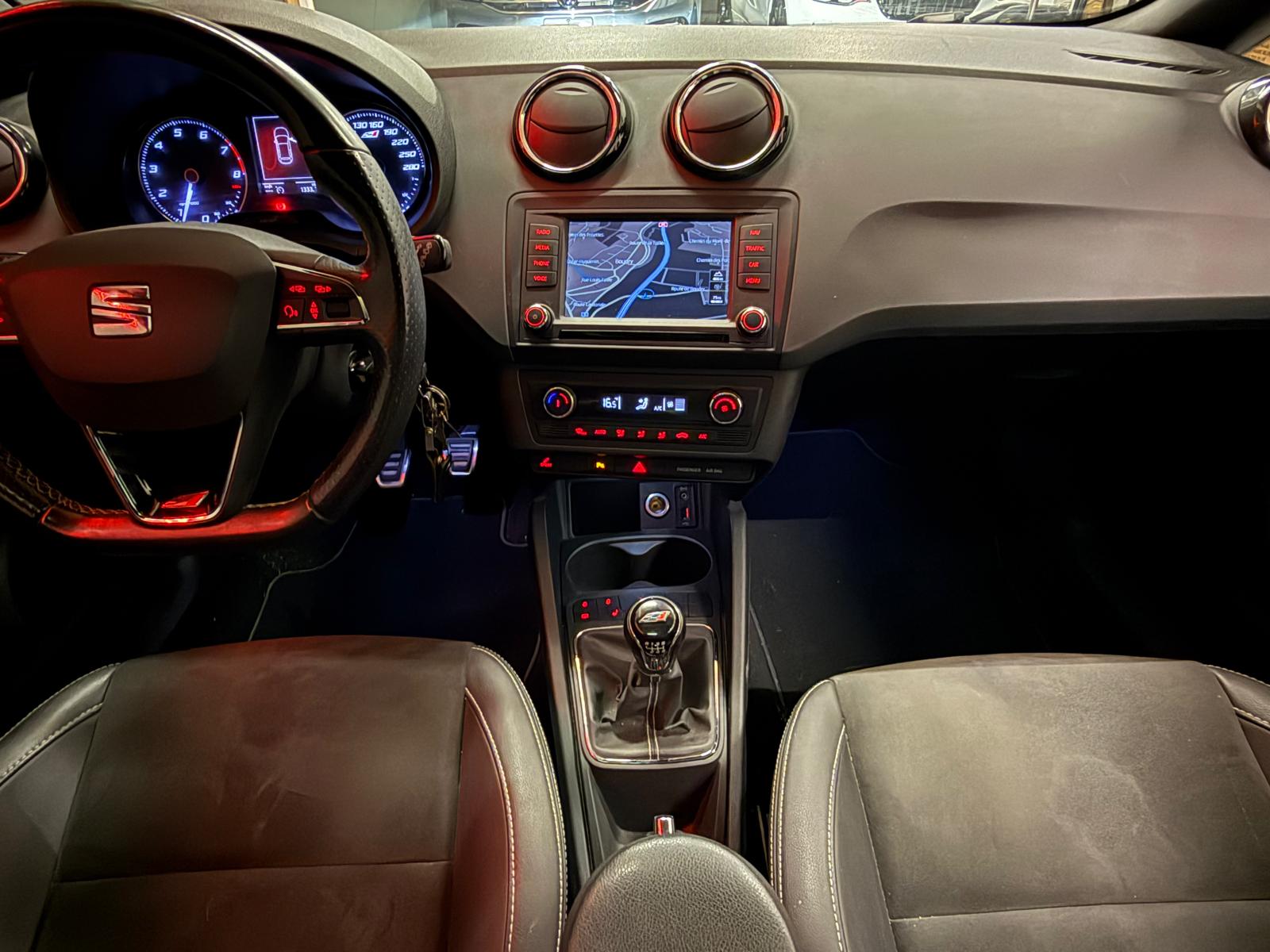 SEAT Ibiza SC 1.8 TSI Cupra *carplay*-image-20