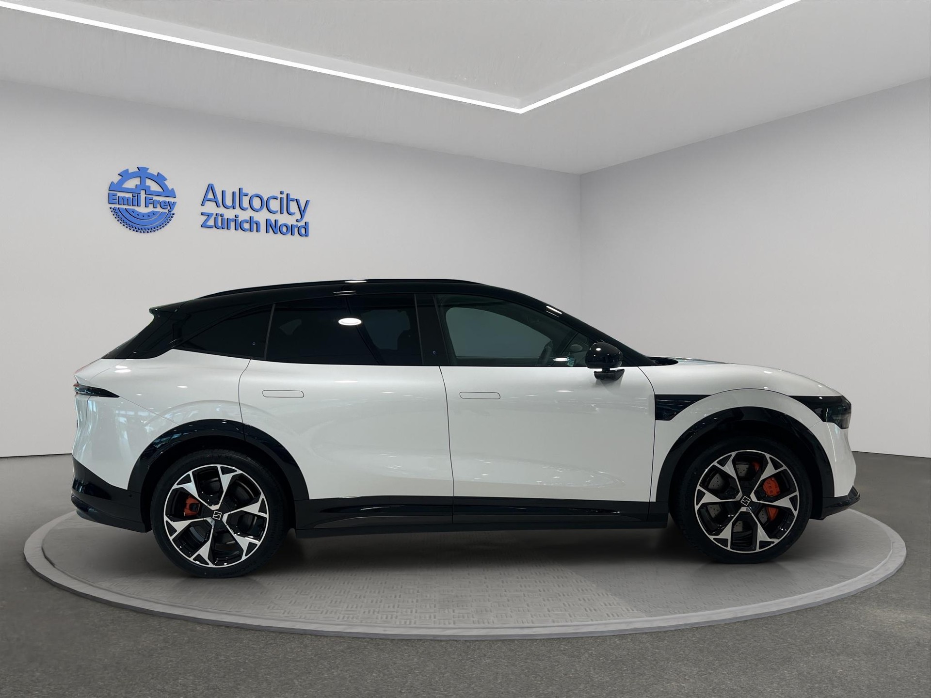 ZEEKR 7X Privilege AWD-image-5