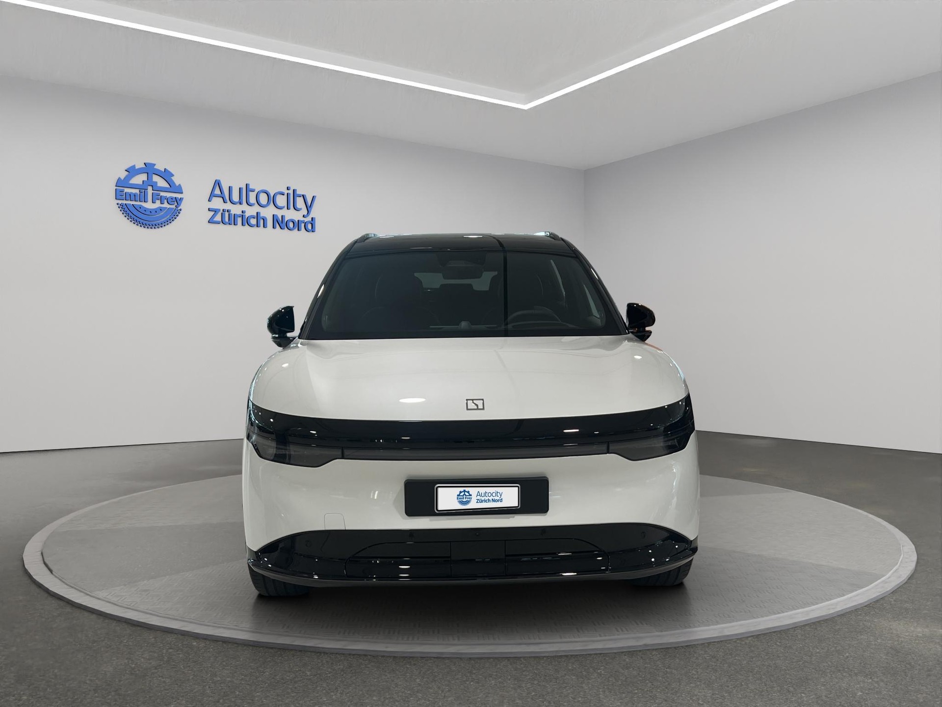 ZEEKR 7X Privilege AWD-showroom-element-1
