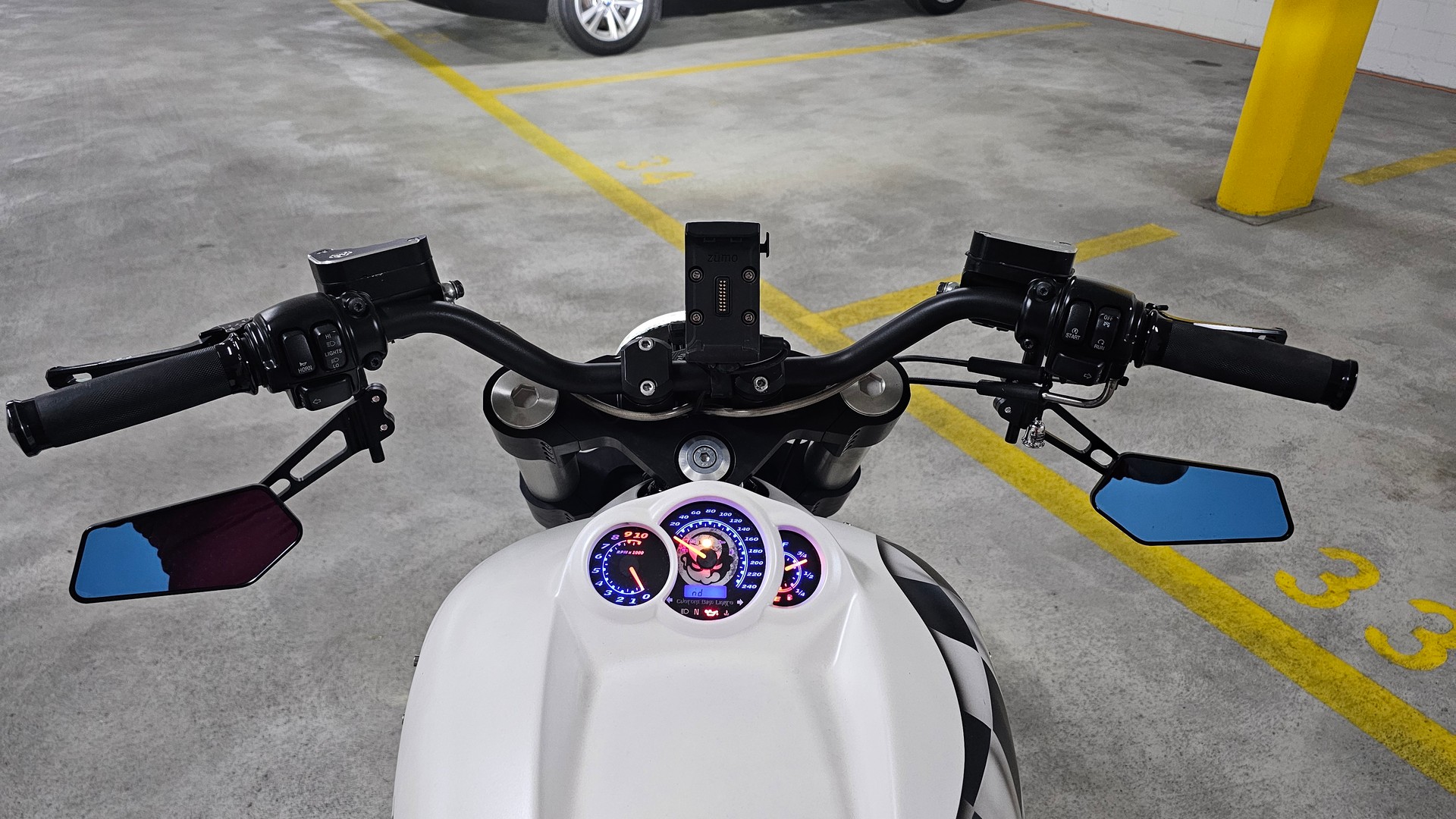 HARLEY-DAVIDSON VRSCF V-Rod Muscle ABS-image-4