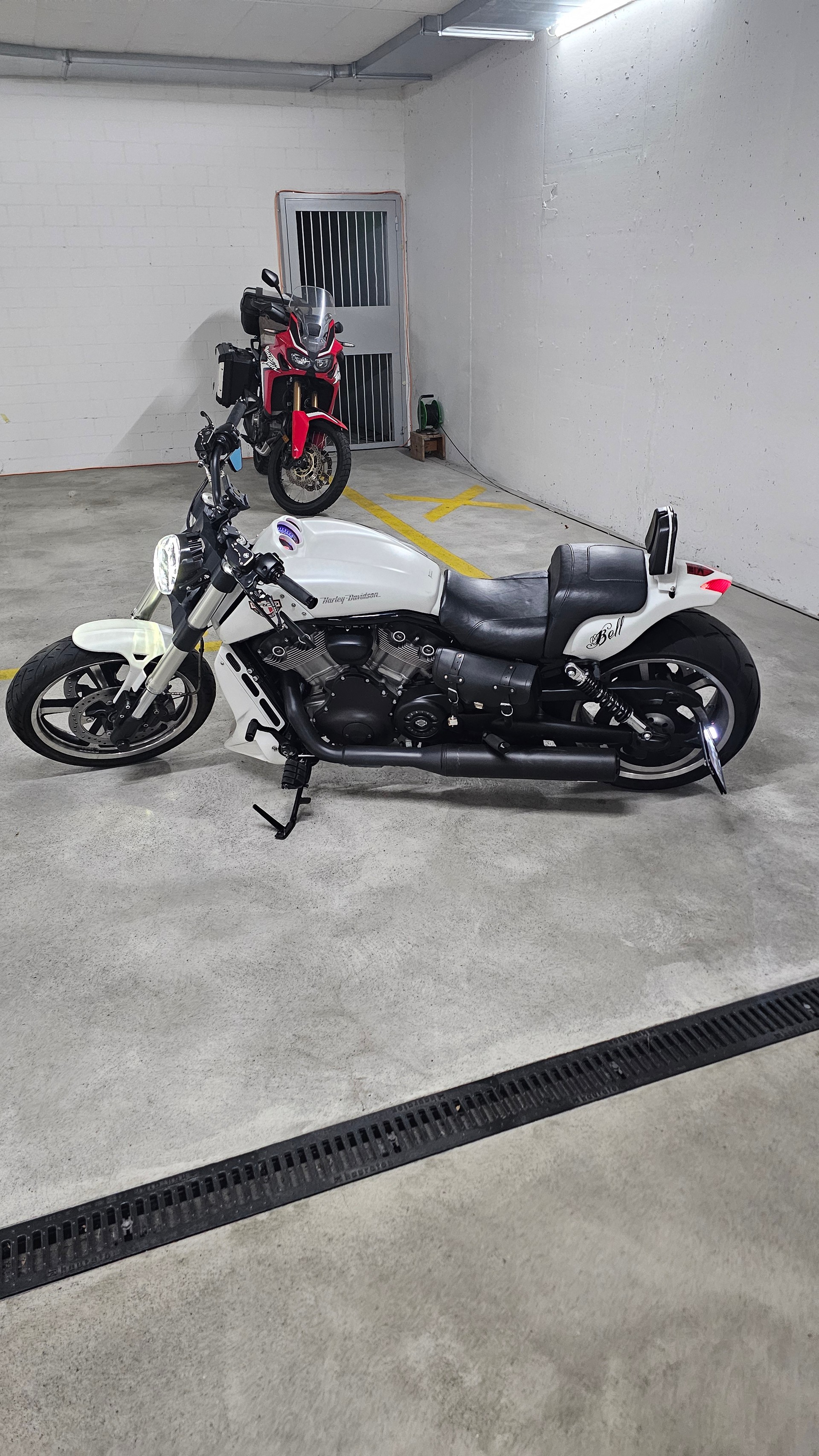 HARLEY-DAVIDSON VRSCF V-Rod Muscle ABS-image-3