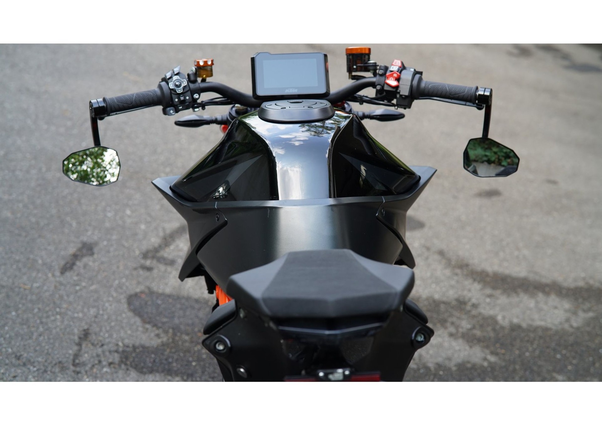 KTM 1290 Super Duke R-image-5