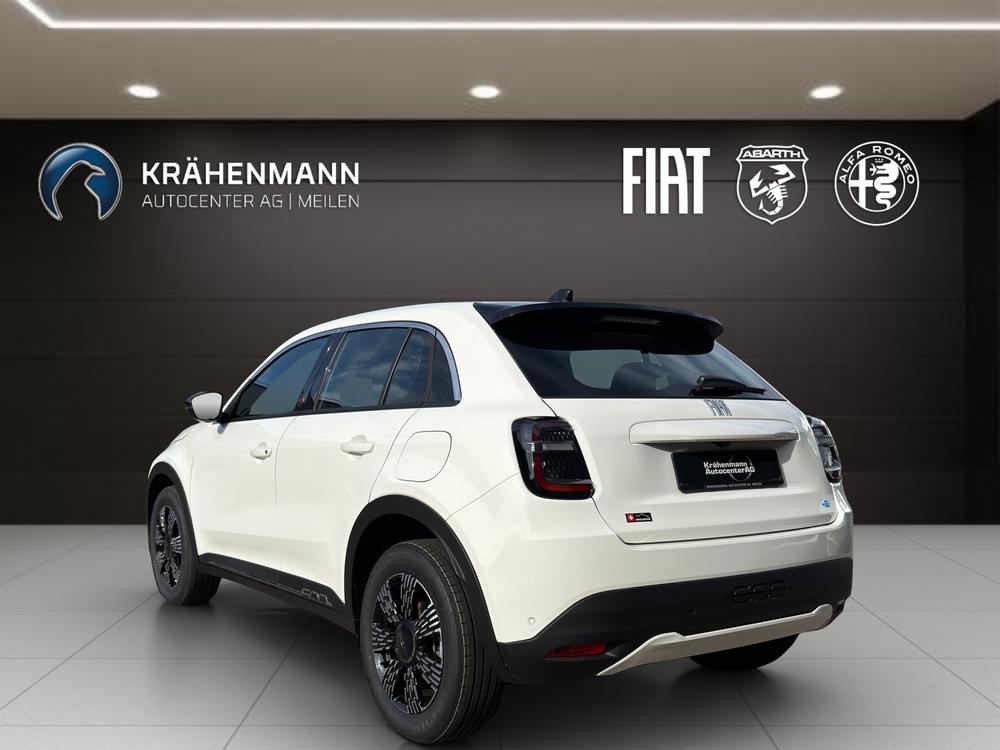FIAT 600 Red Swiss Edition-showroom-element-2