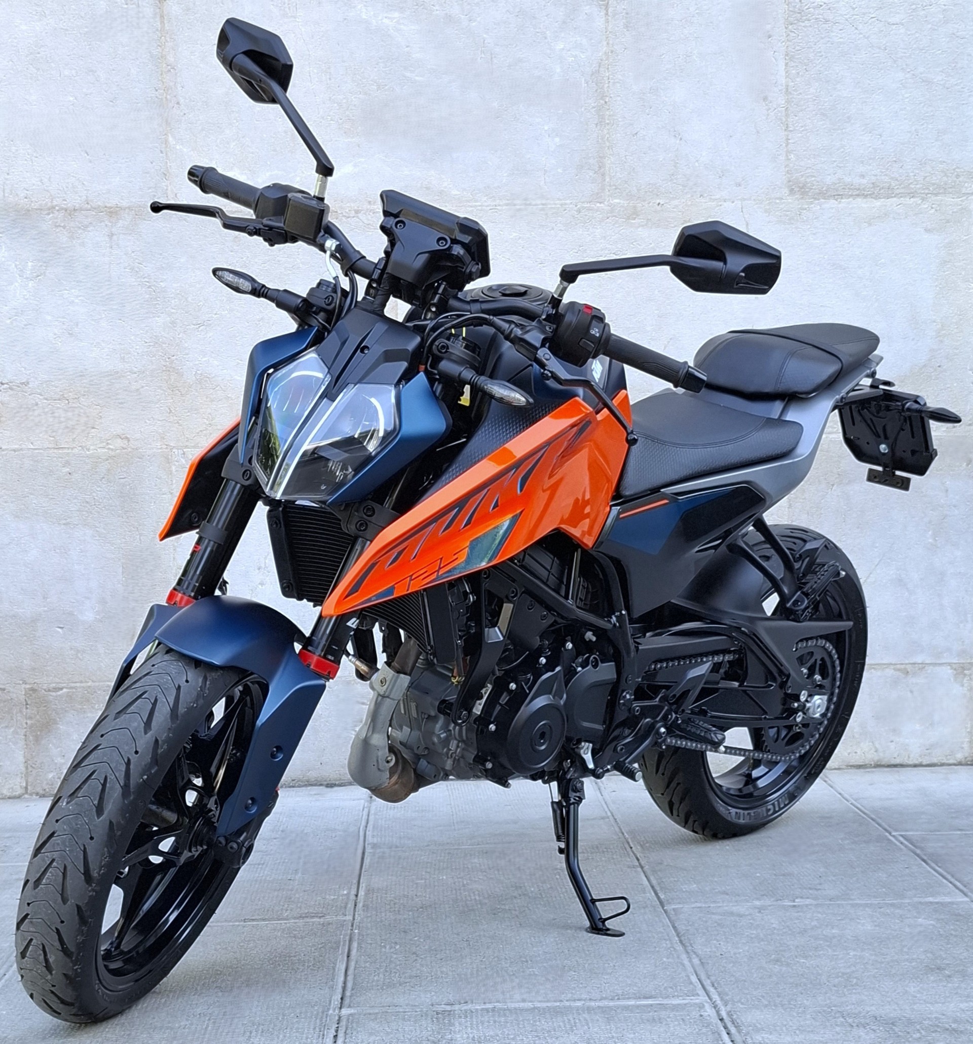 KTM 125 Duke-image-3