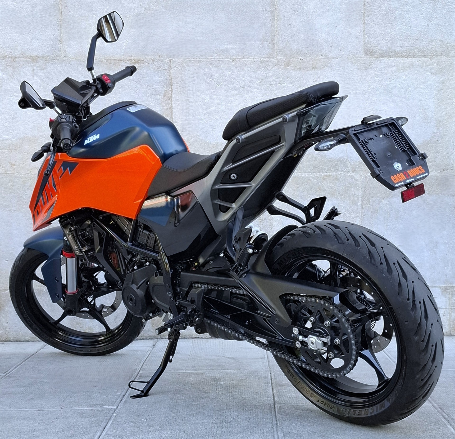 KTM 125 Duke-image-5