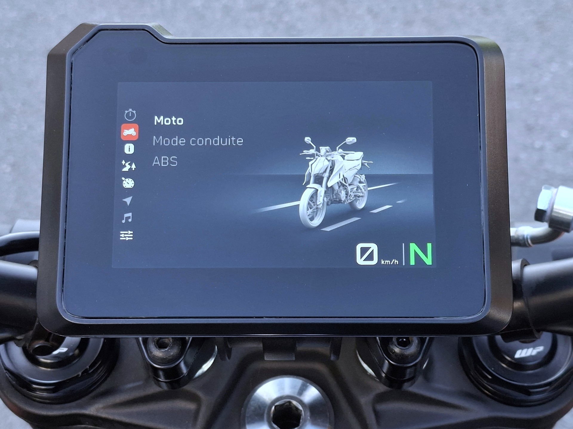 KTM 125 Duke-image-7