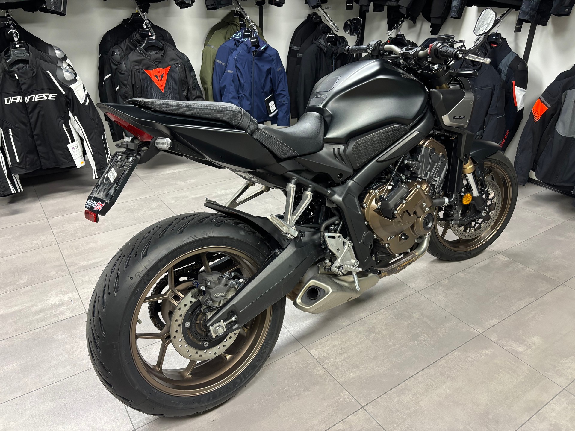 HONDA CB 650 R E-Clutch (35kW)-image-4