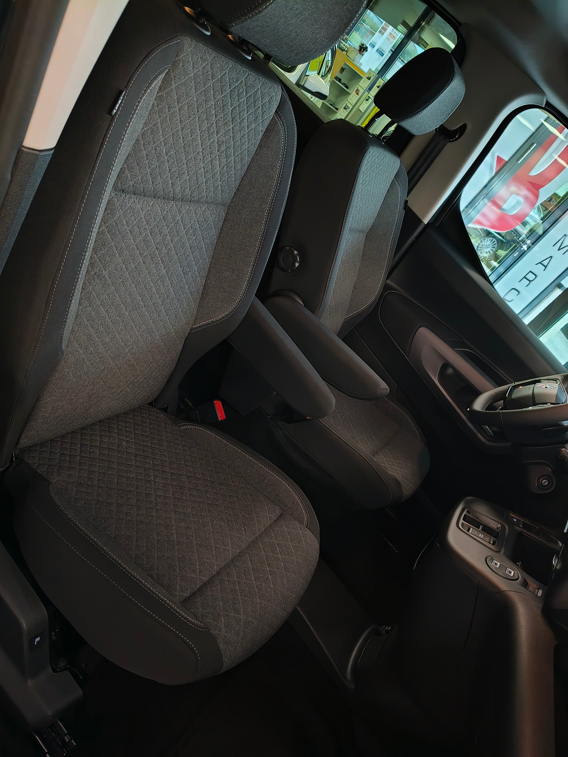 OPEL Combo 1.5 VIVA Automat-image-8