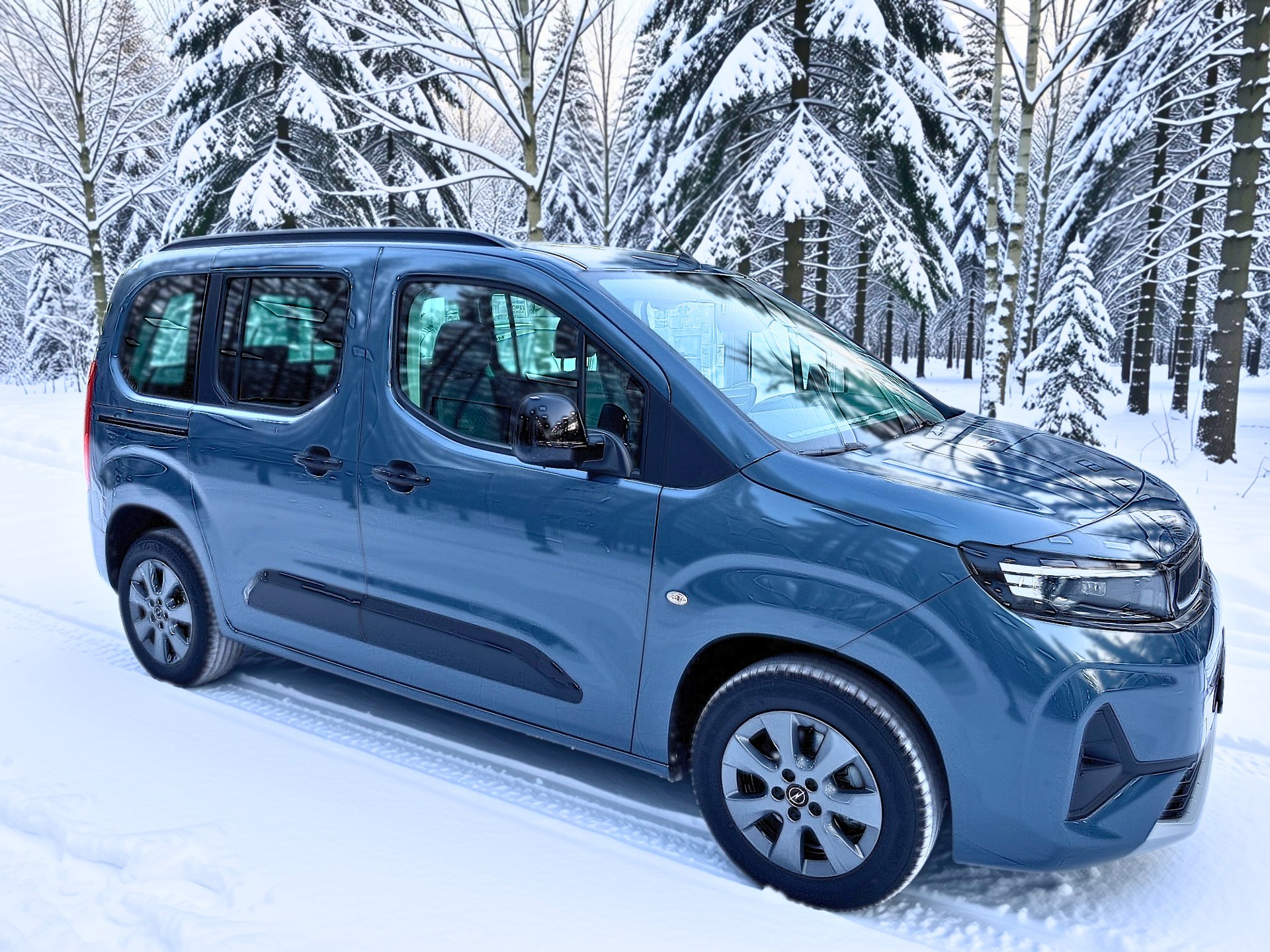 OPEL Combo 1.5 VIVA Automat-image-2