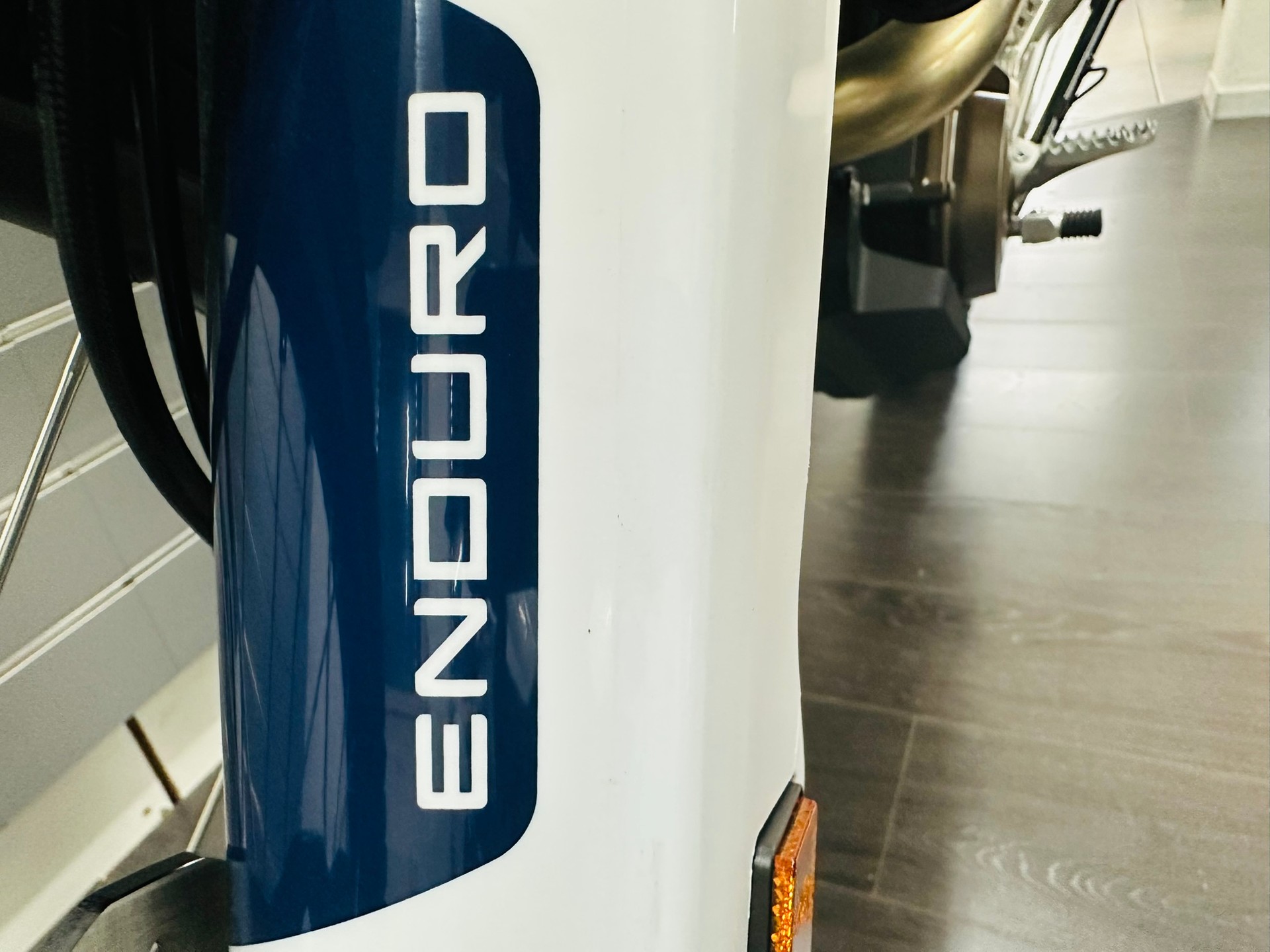 HUSQVARNA 701 Enduro-image-4