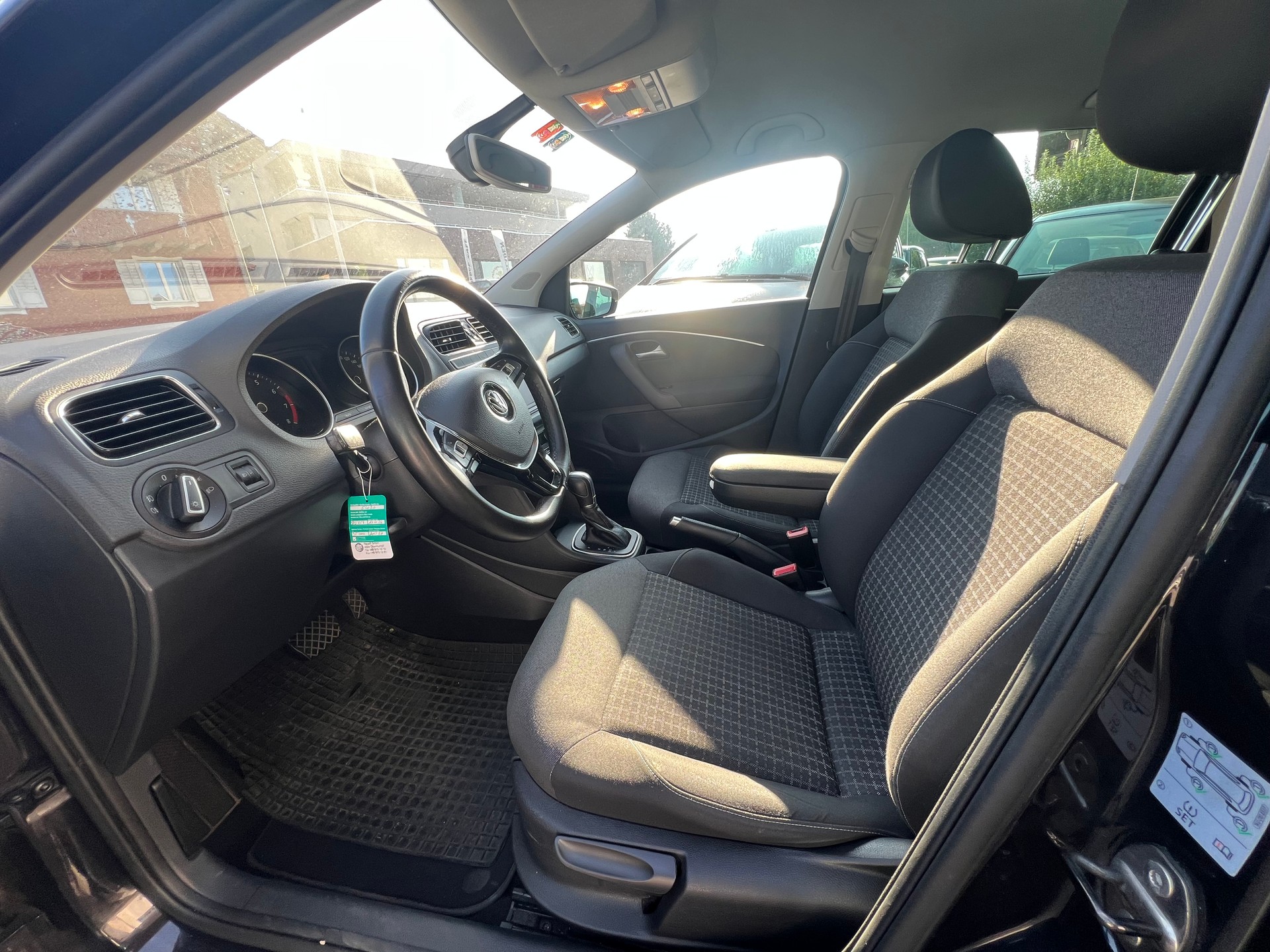VW Polo 1.2 TSI BMT Comfortline DSG-image-8