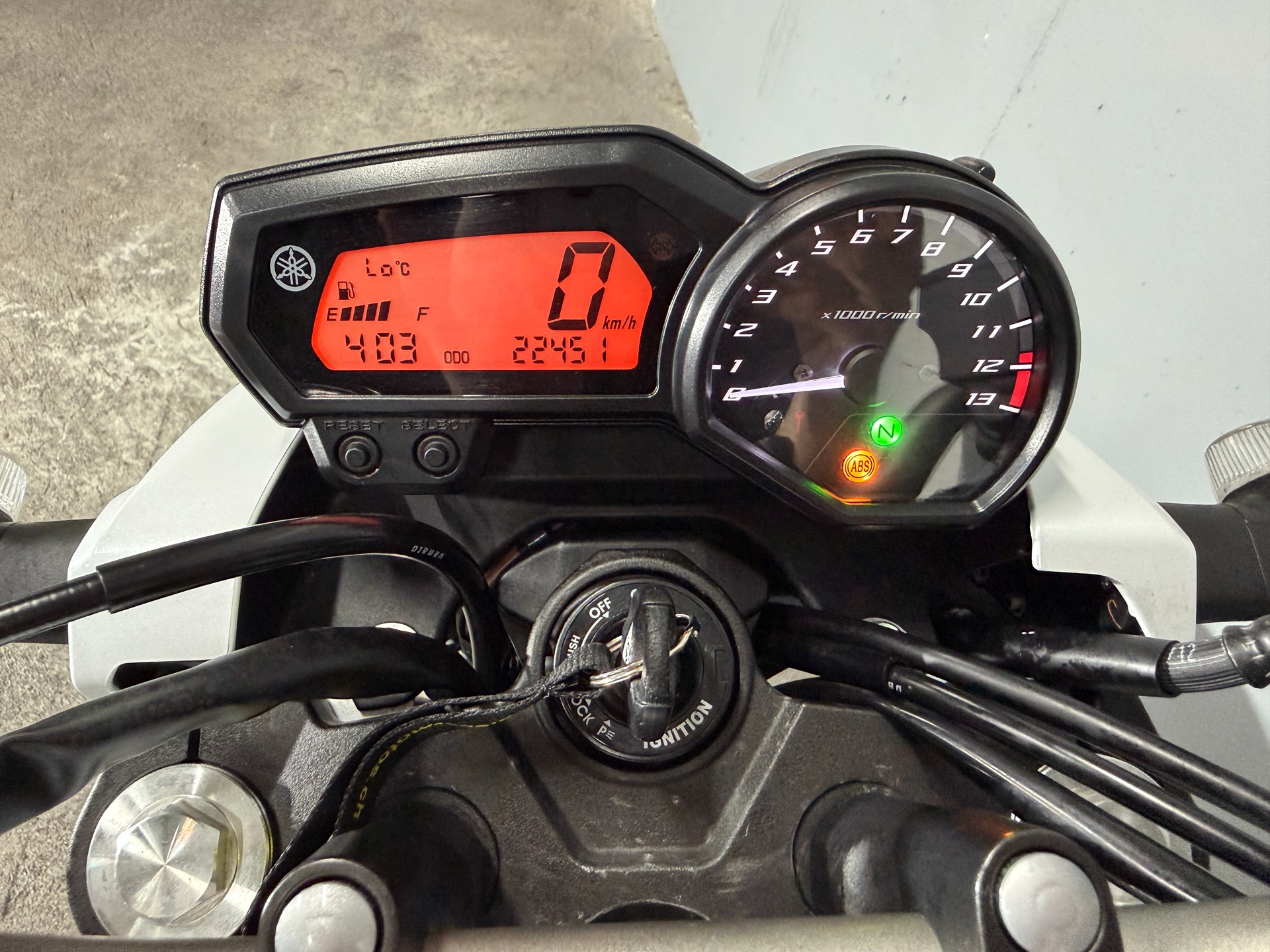 YAMAHA XJ6N ABS-image-3