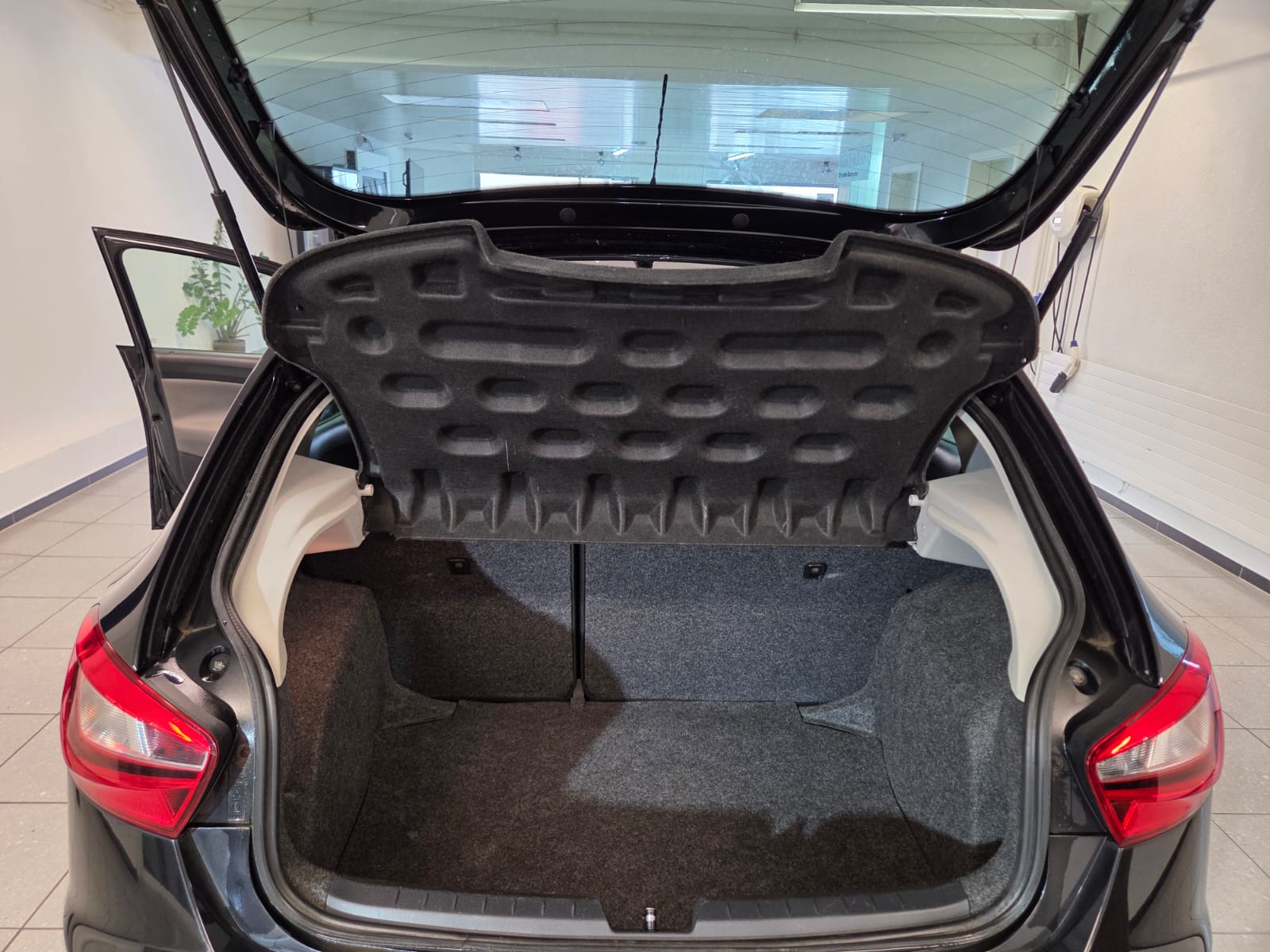 SEAT Ibiza 1.2 TSI Style ITECH-image-10