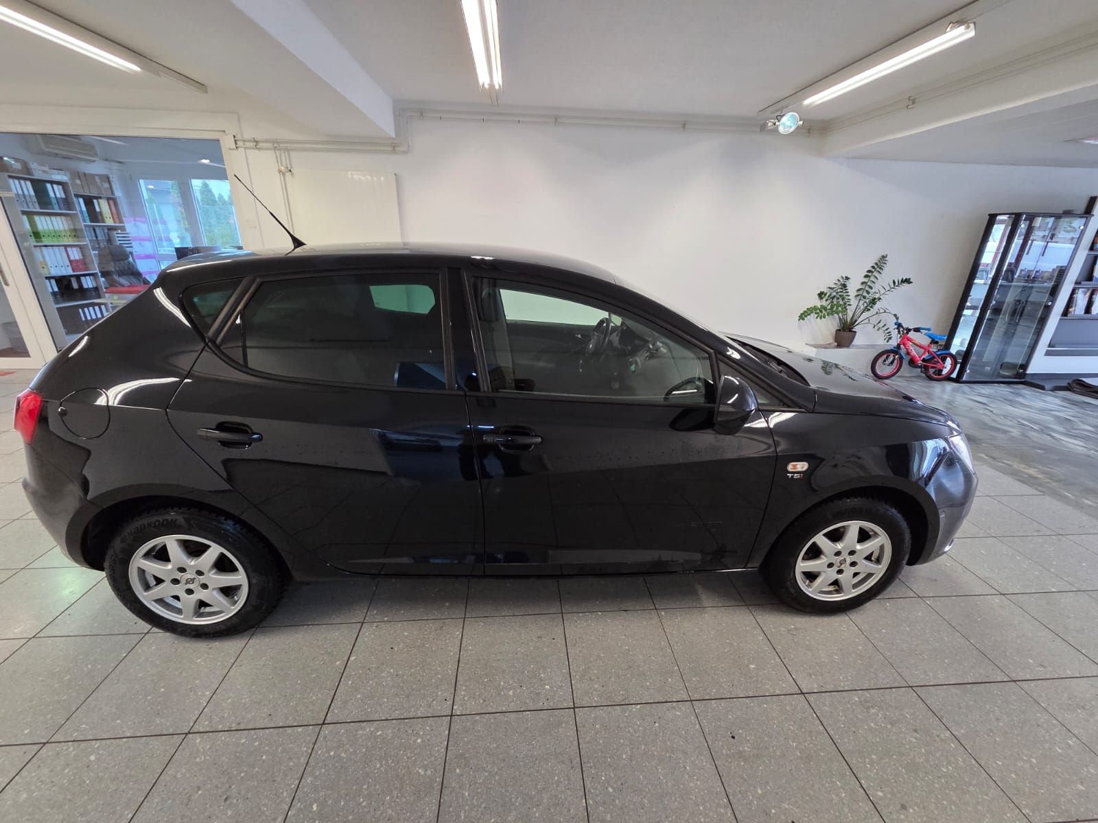 SEAT Ibiza 1.2 TSI Style ITECH-showroom-element-3