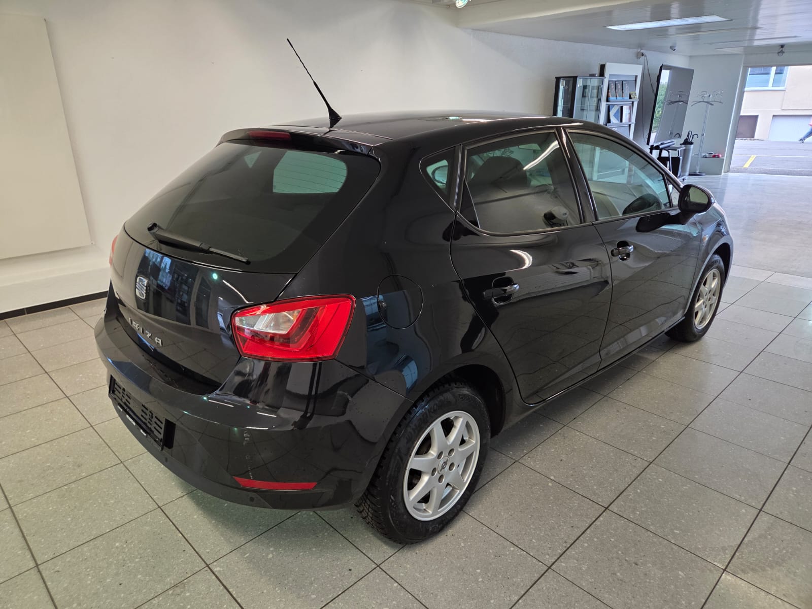 SEAT Ibiza 1.2 TSI Style ITECH-image-4