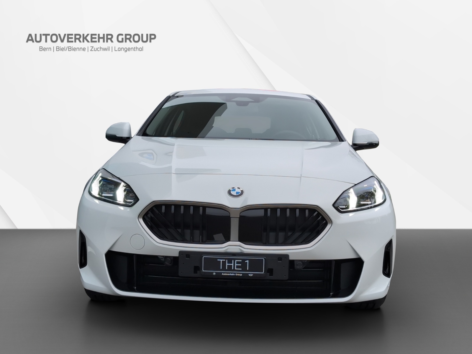 BMW 116 Steptronic / 0.0% Leasing-showroom-element-1