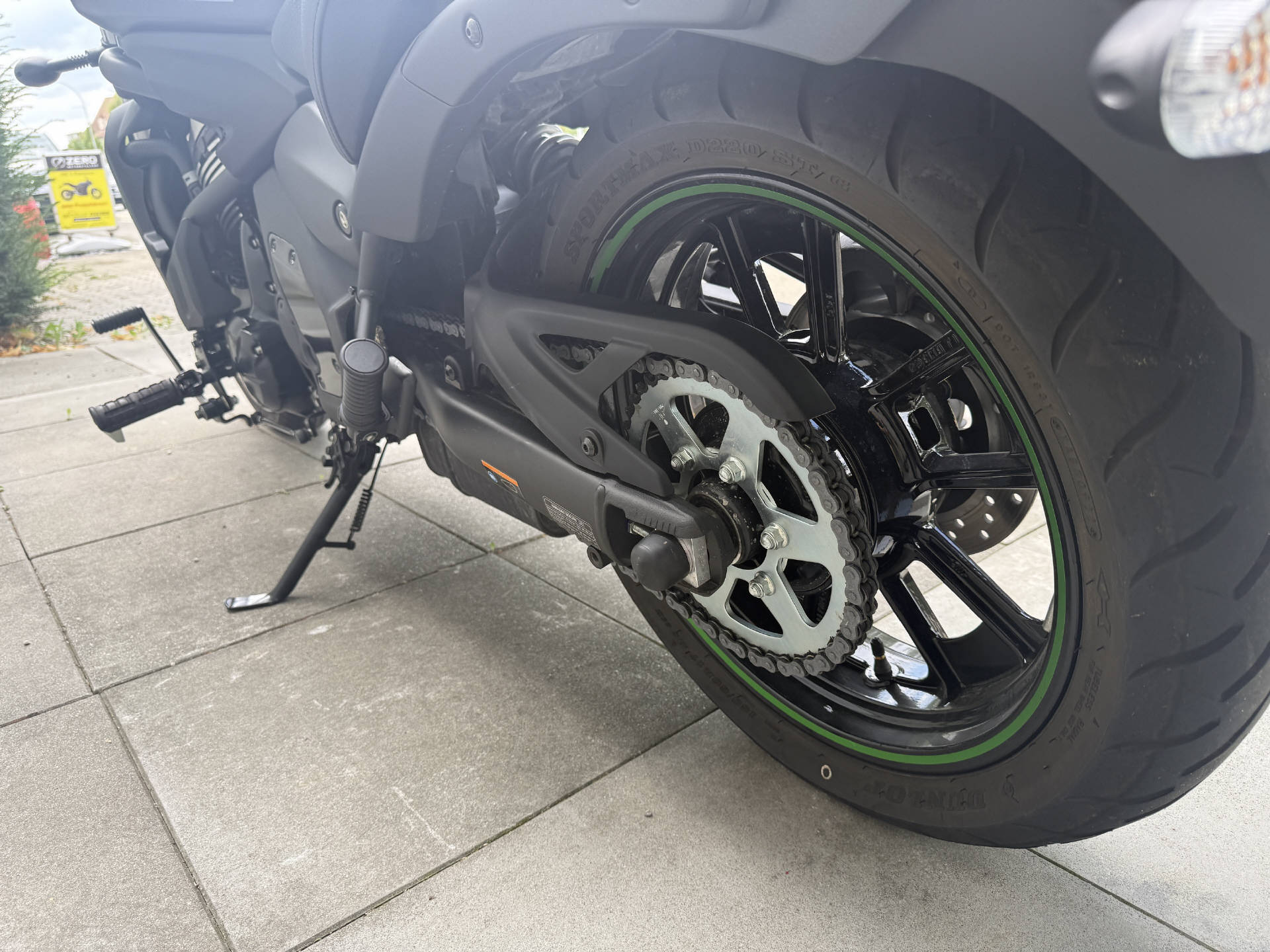 KAWASAKI Vulcan S-image-10