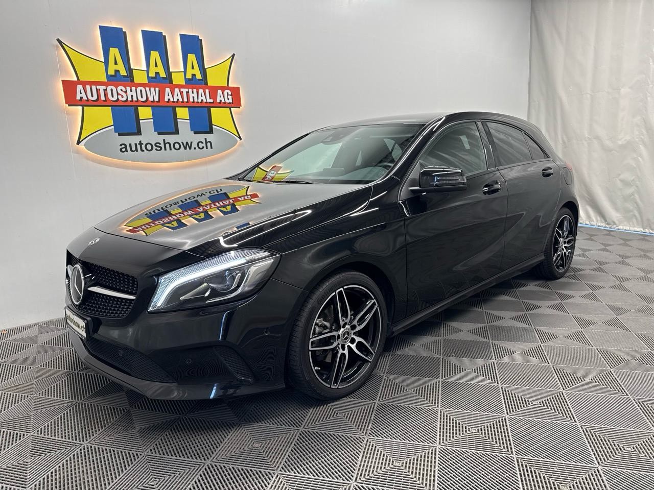 MERCEDES-BENZ A 200 7G-DCT