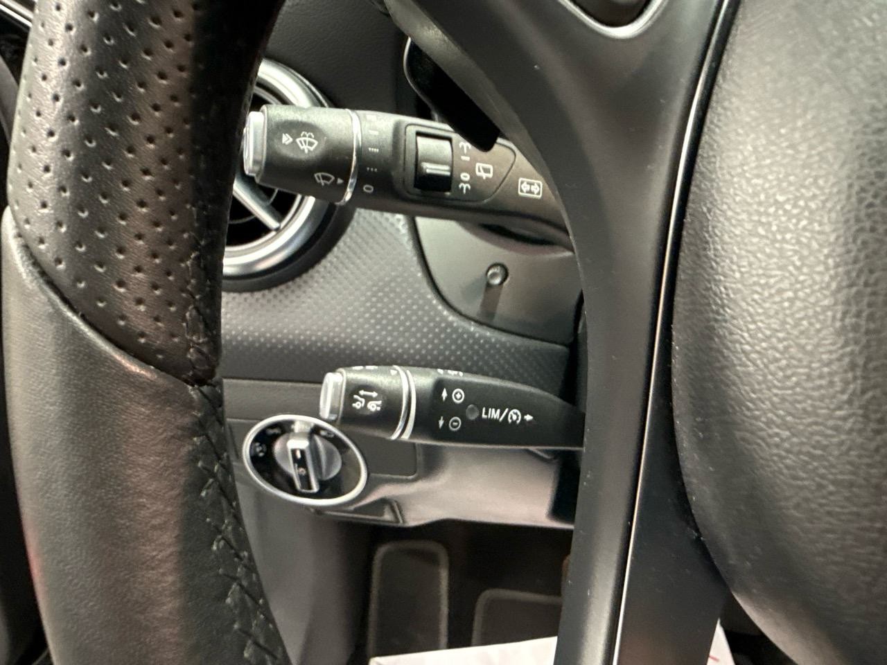 MERCEDES-BENZ A 200 7G-DCT-image-7